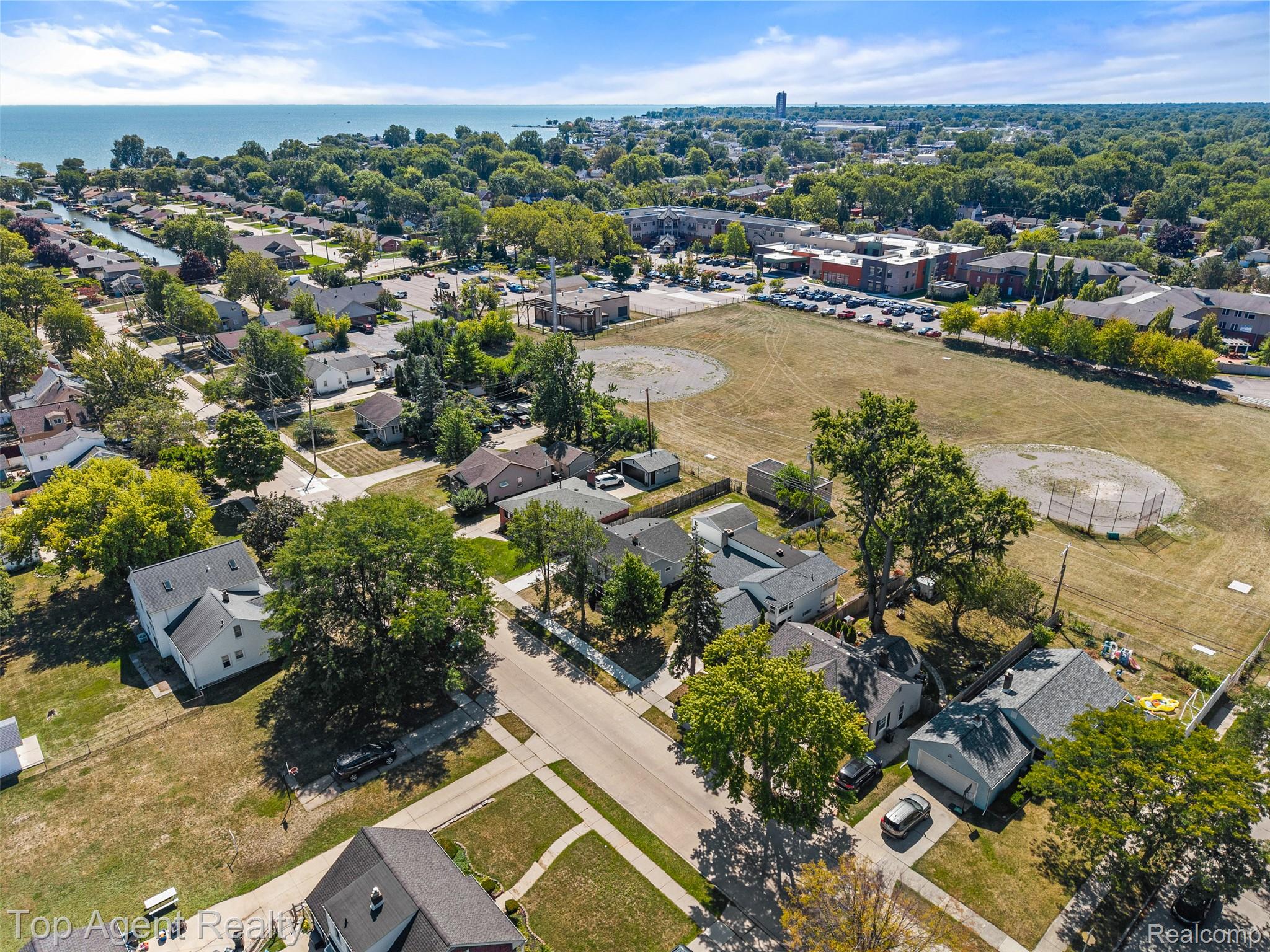 22228 Bon Heur Street Property Photo 45