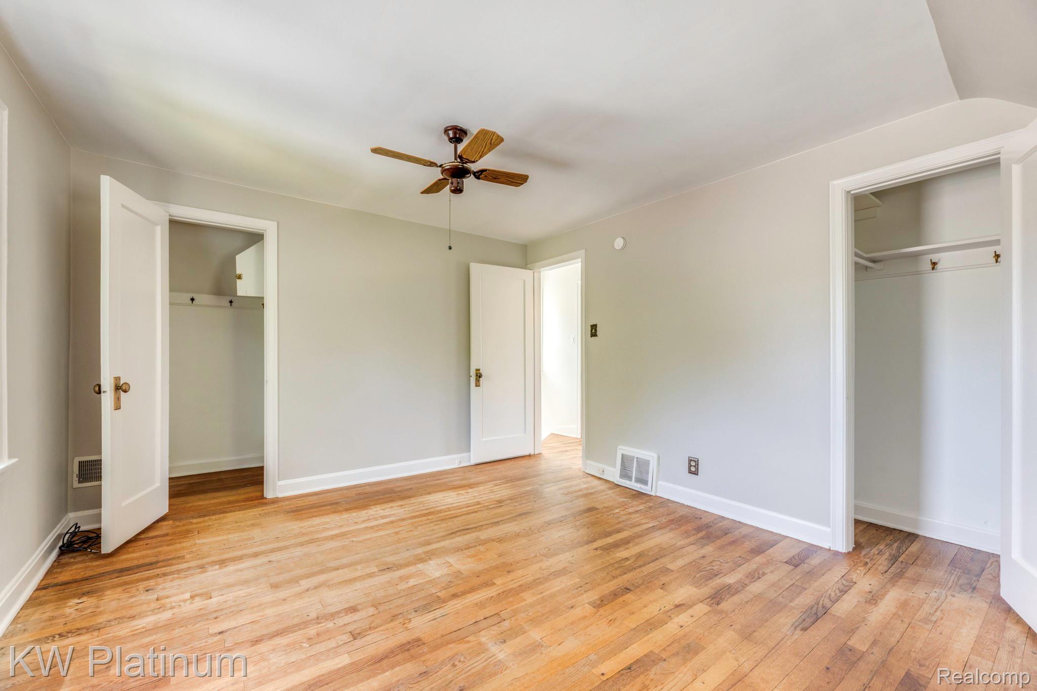 3310 Poplar Street Property Photo 8