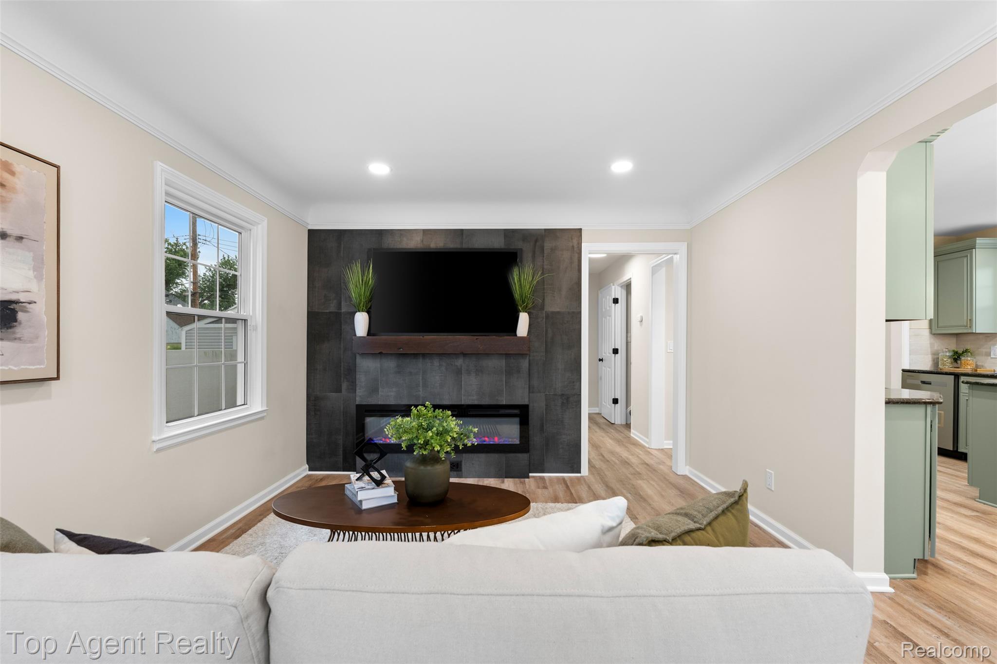 3323 Gardner Avenue Property Photo 11