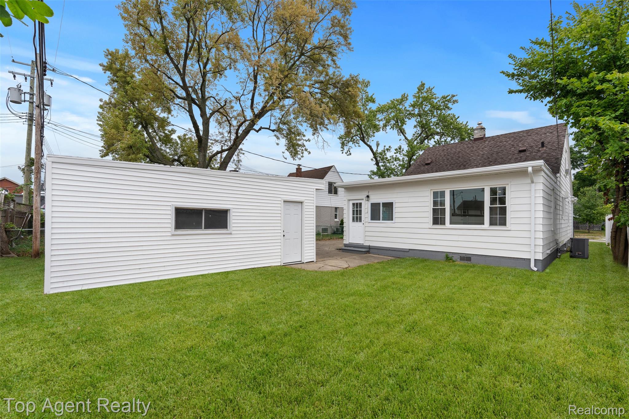 3323 Gardner Avenue Property Photo 36