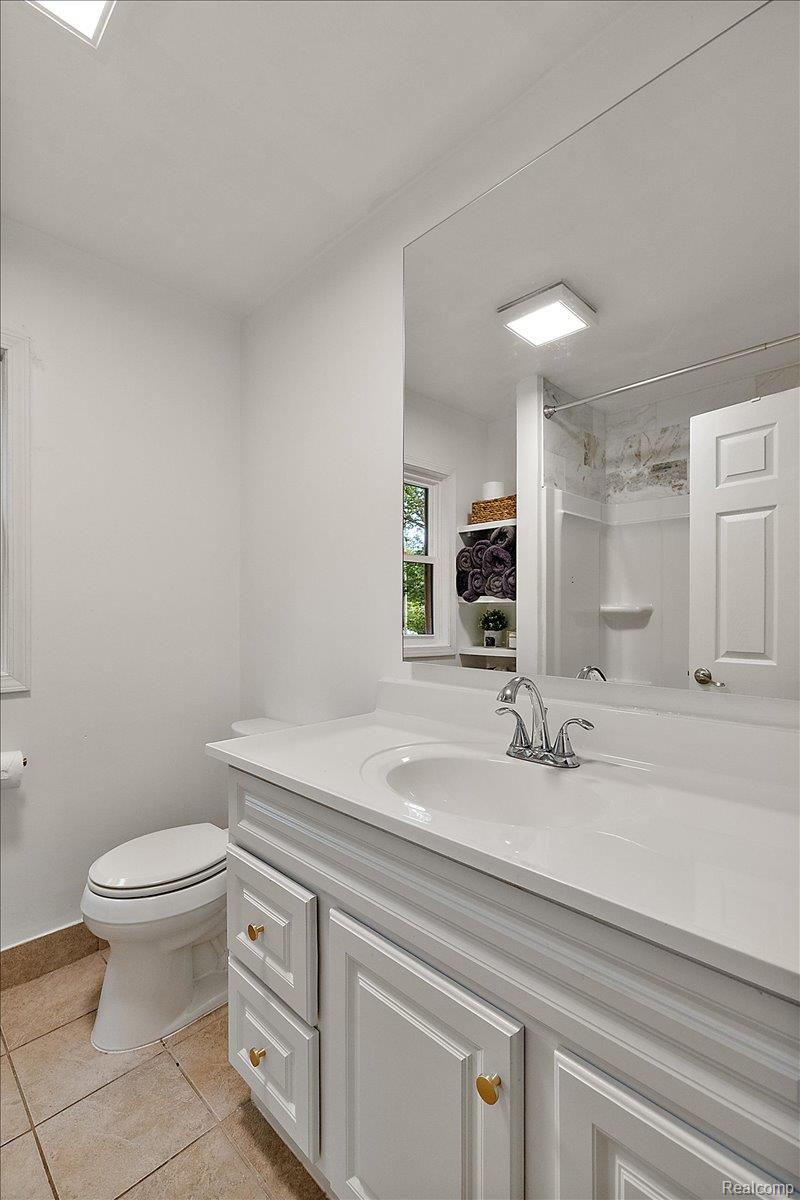 7710 Richardson Road Property Photo 45