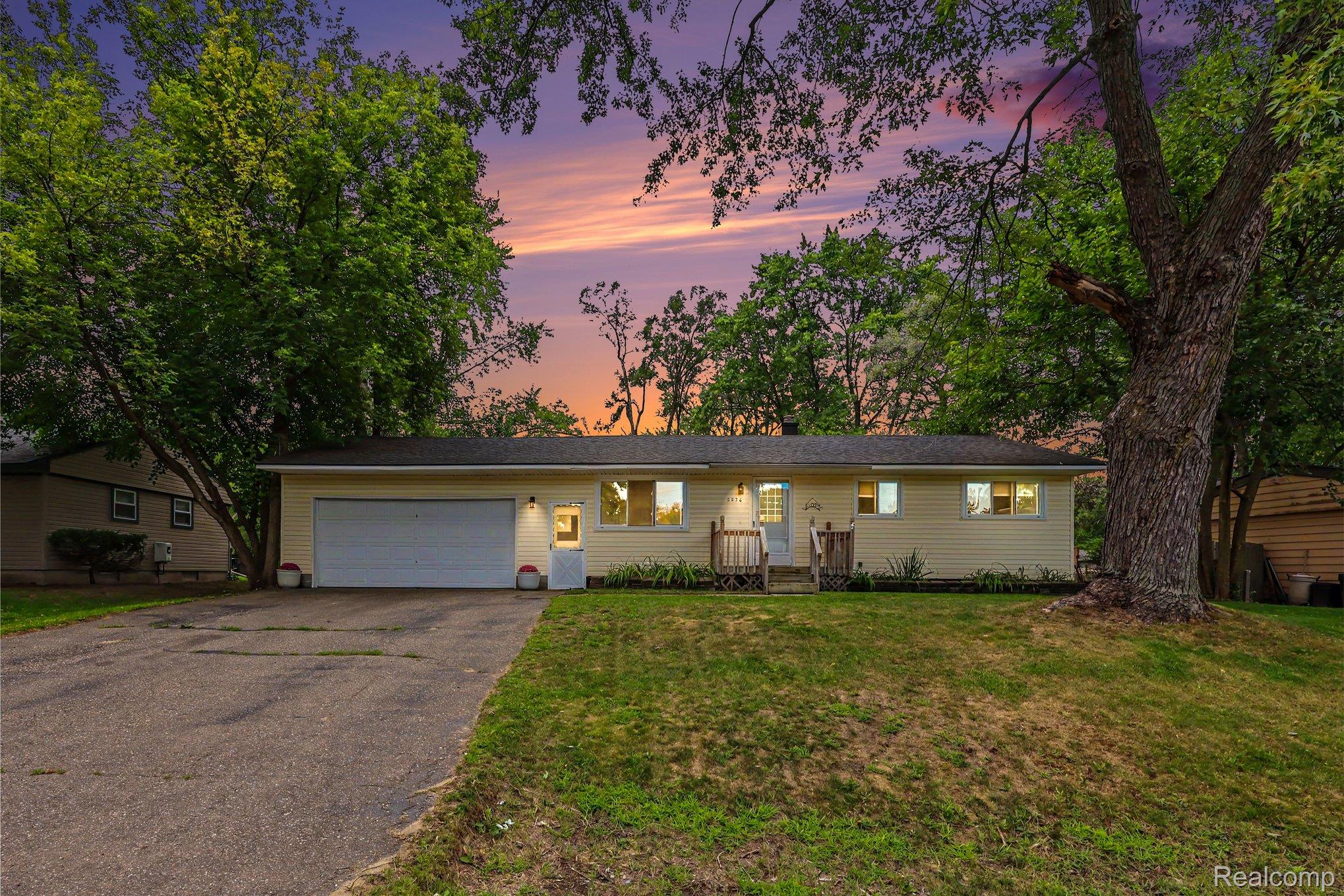 3376 Chalice Road Property Photo 1