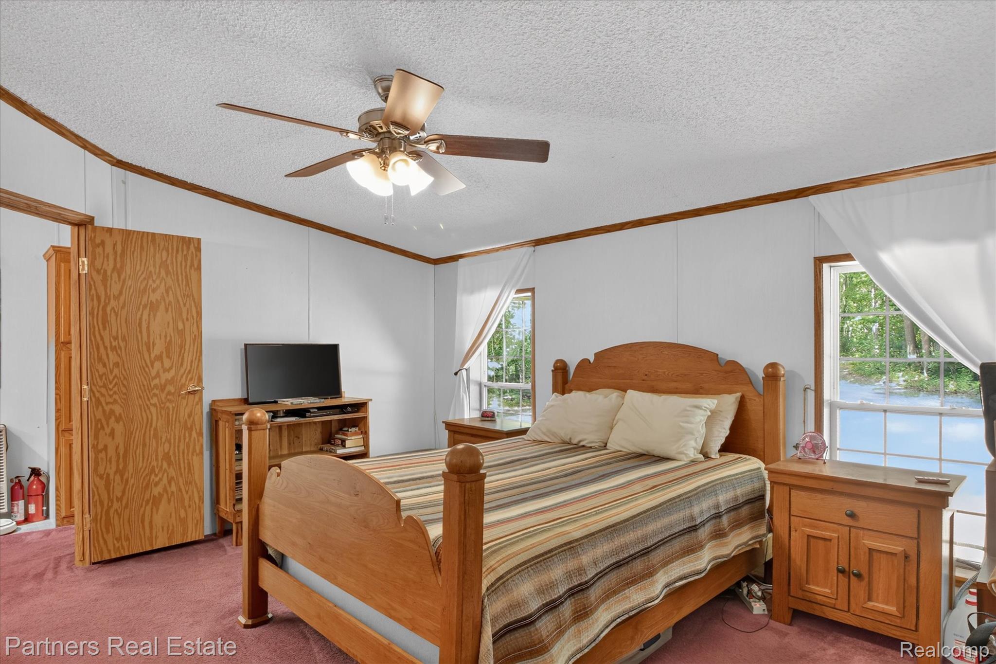 5755 W Herrick Road Property Photo 17