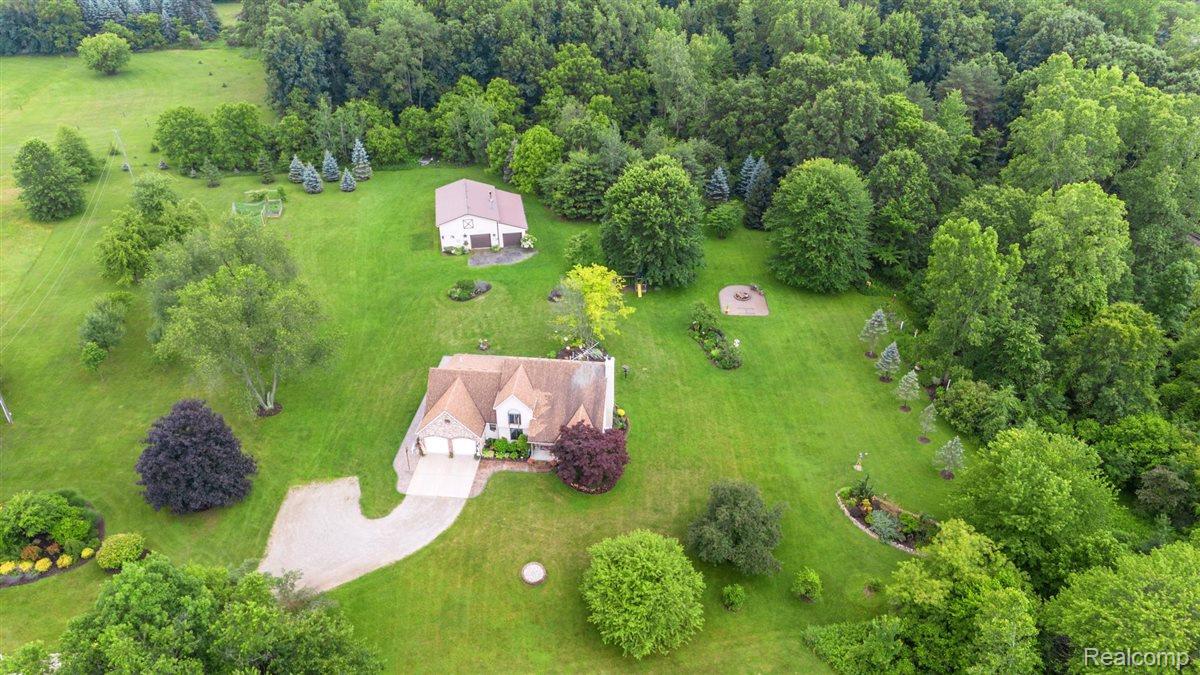 125 Olde Franklin Drive Property Photo 2
