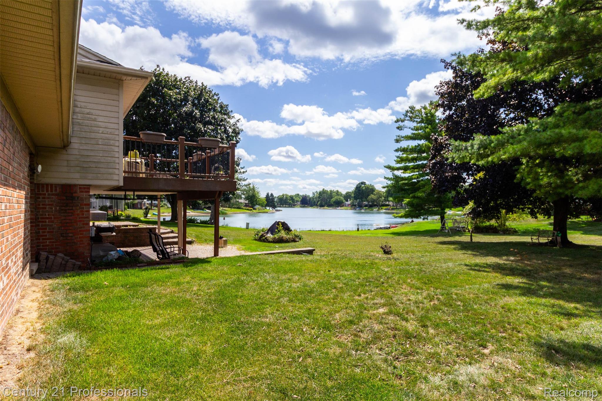 6361 Emerald Lake Drive Property Photo 34