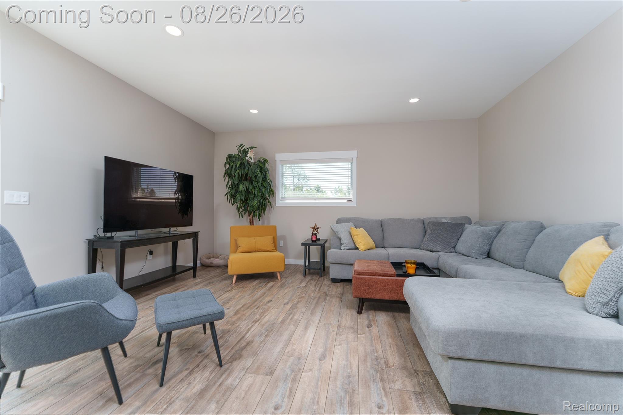 454 E Shore Drive Property Photo 22