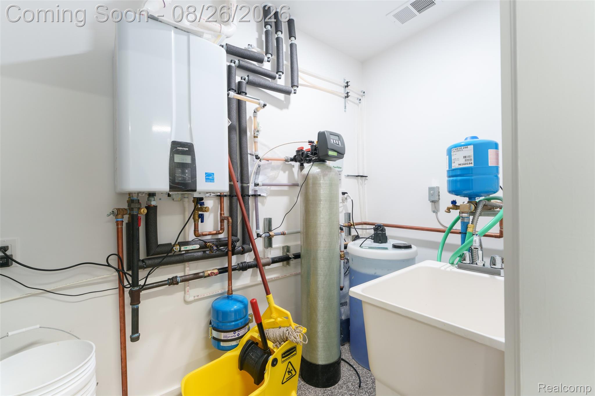 454 E Shore Drive Property Photo 46