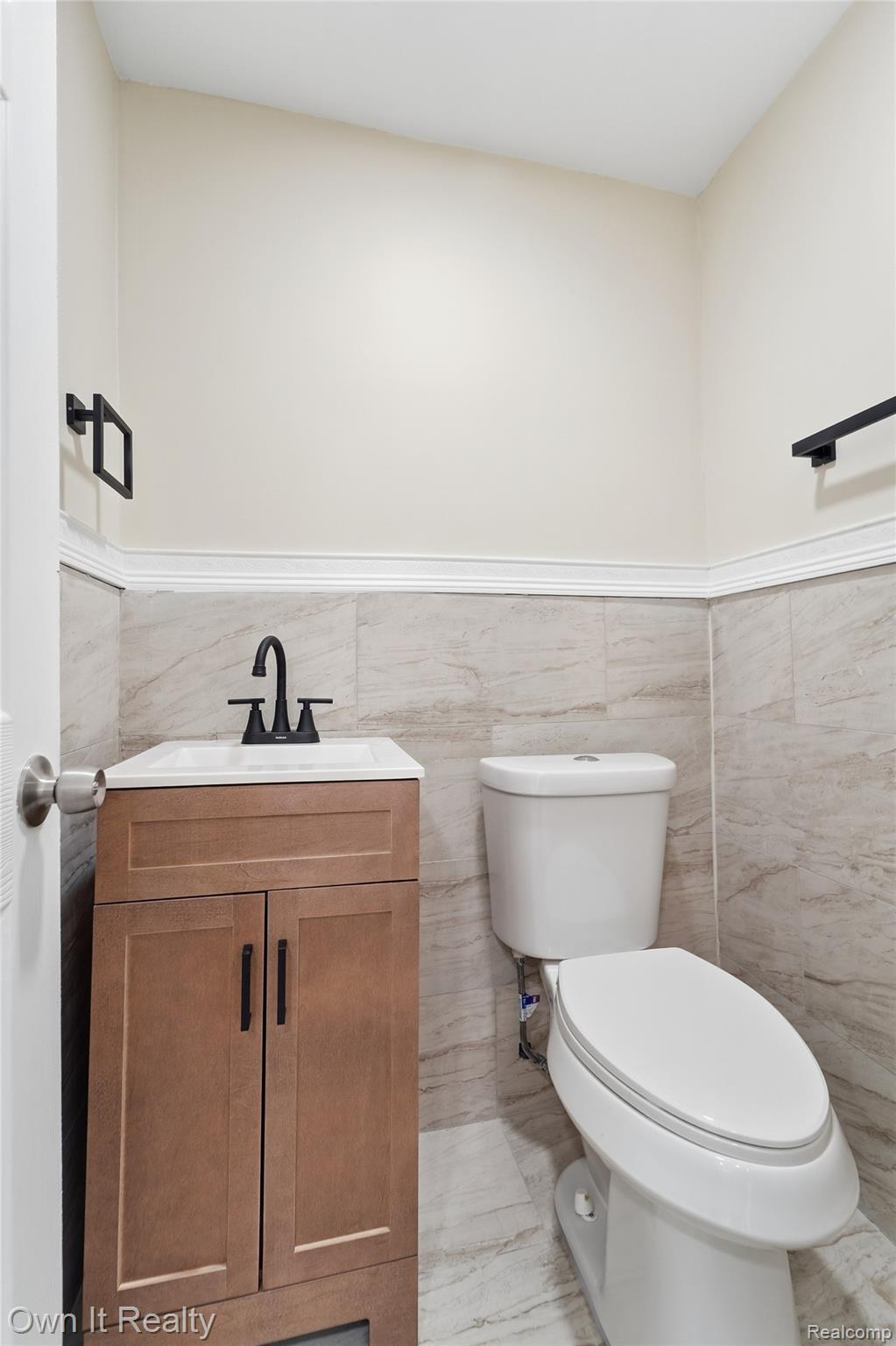 9207 Stout Street Property Photo 22