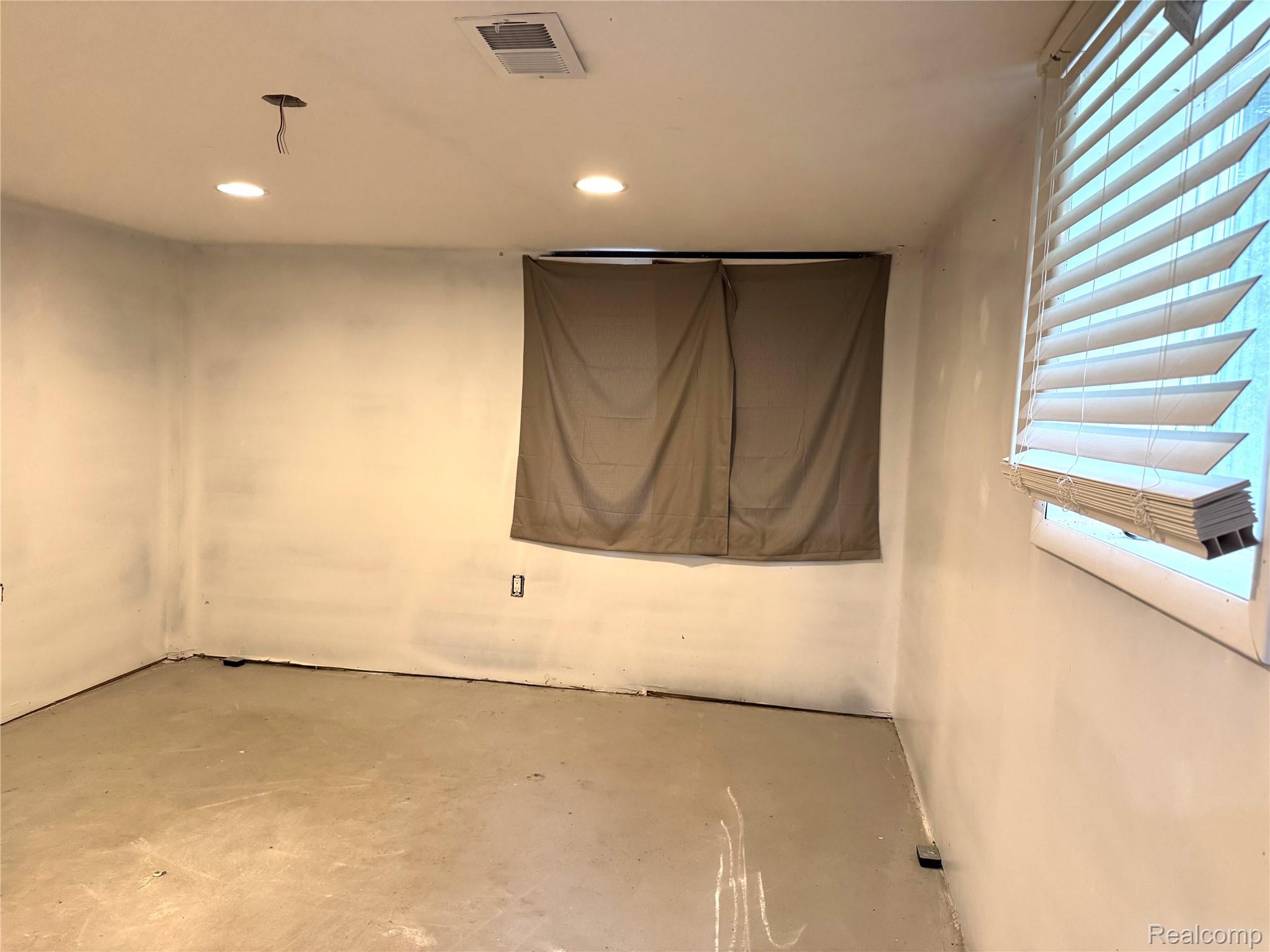 12389 White Lake Road Property Photo 16
