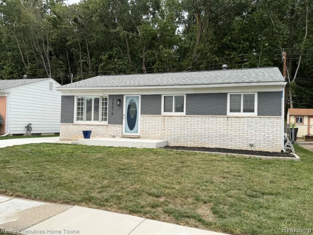 25015 Orchid Street Property Photo 1