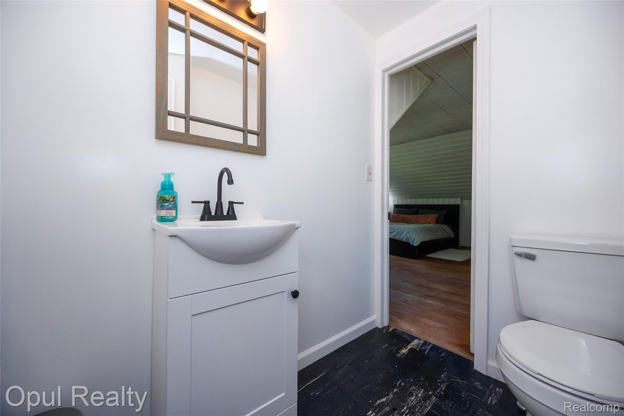 17520 Matthews Street Property Photo 26