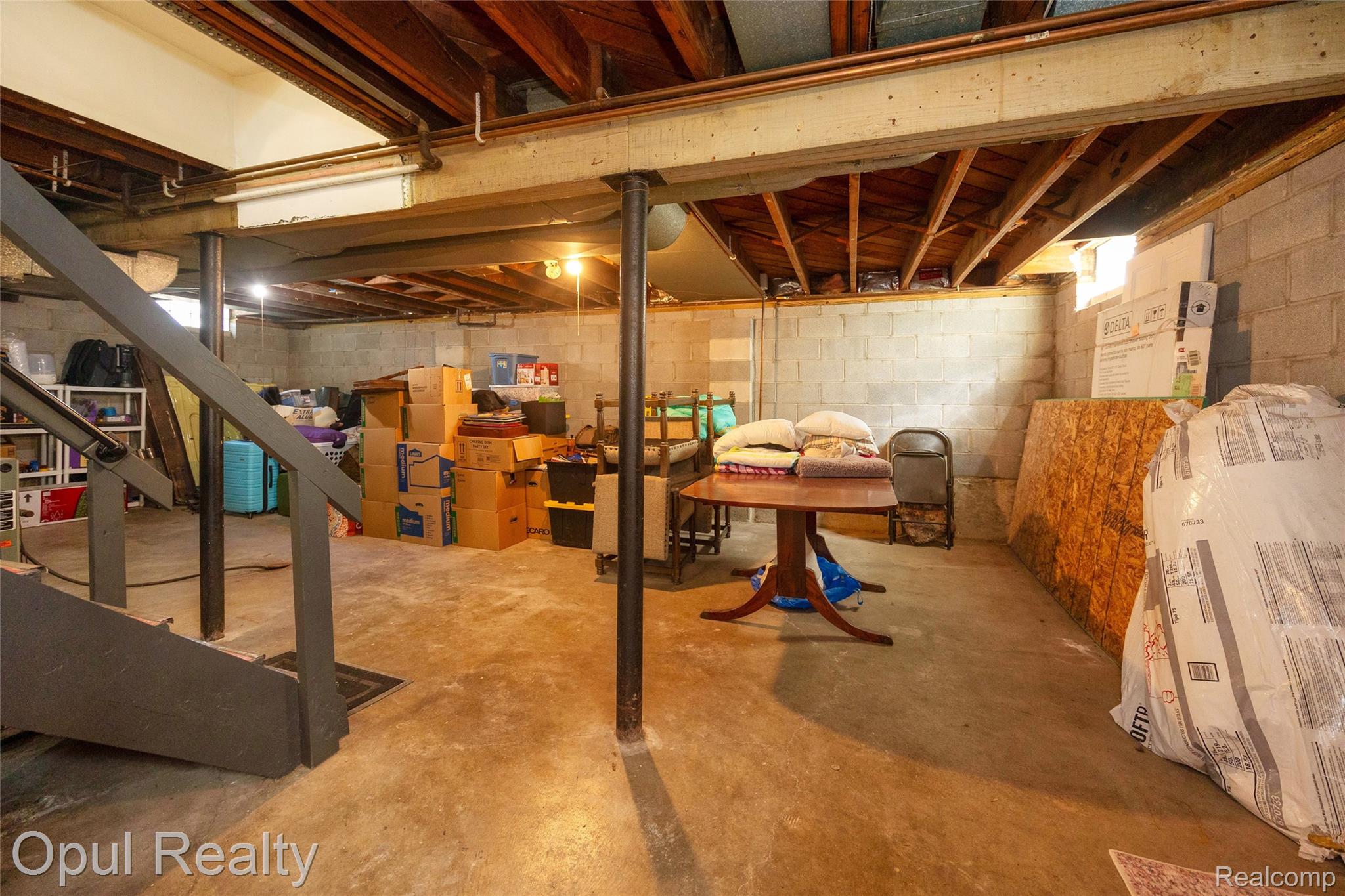 17520 Matthews Street Property Photo 27