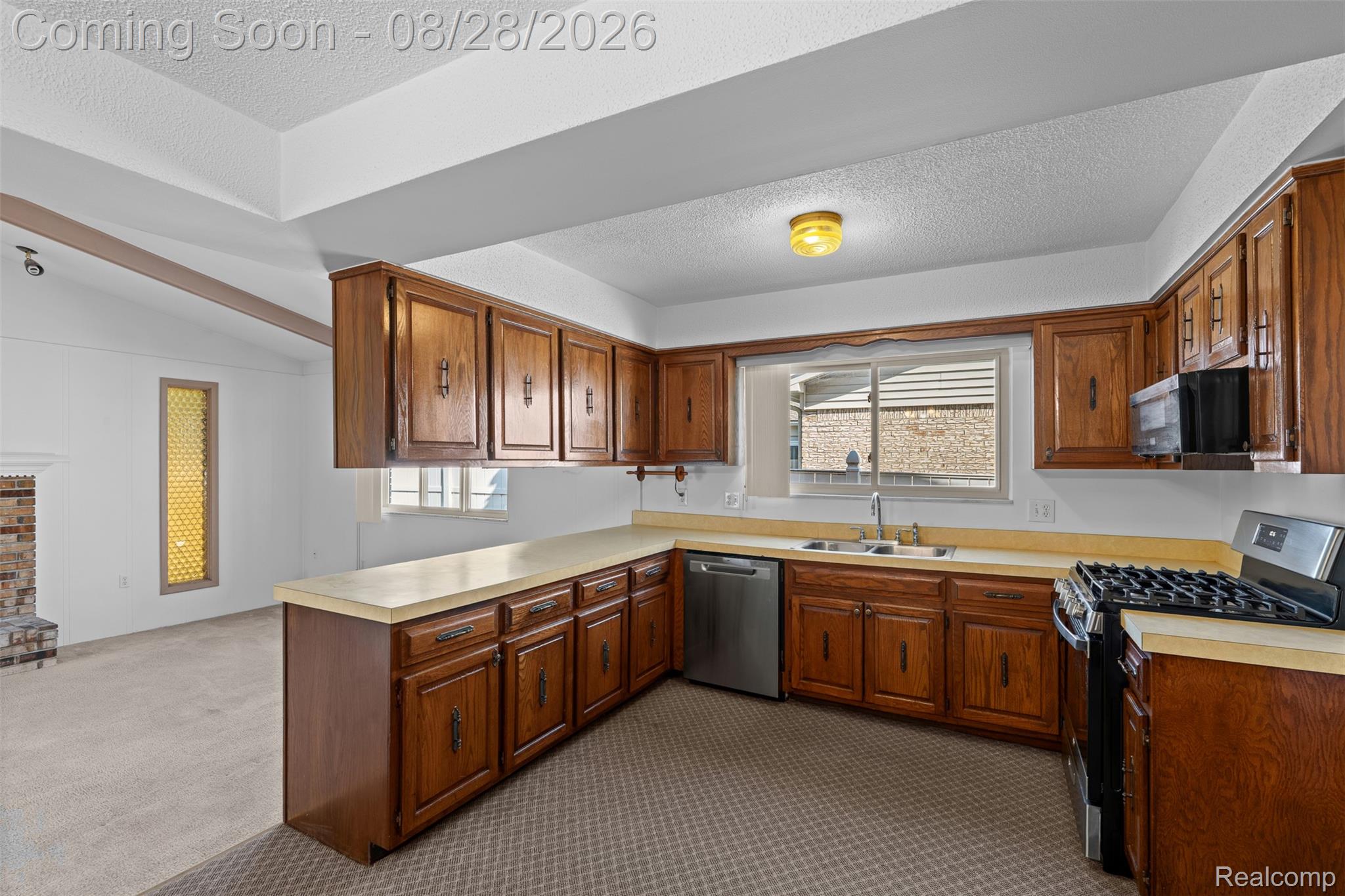 38653 Levisham Drive Property Photo 8