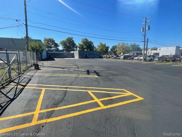 29920 Ford Road Property Photo 7