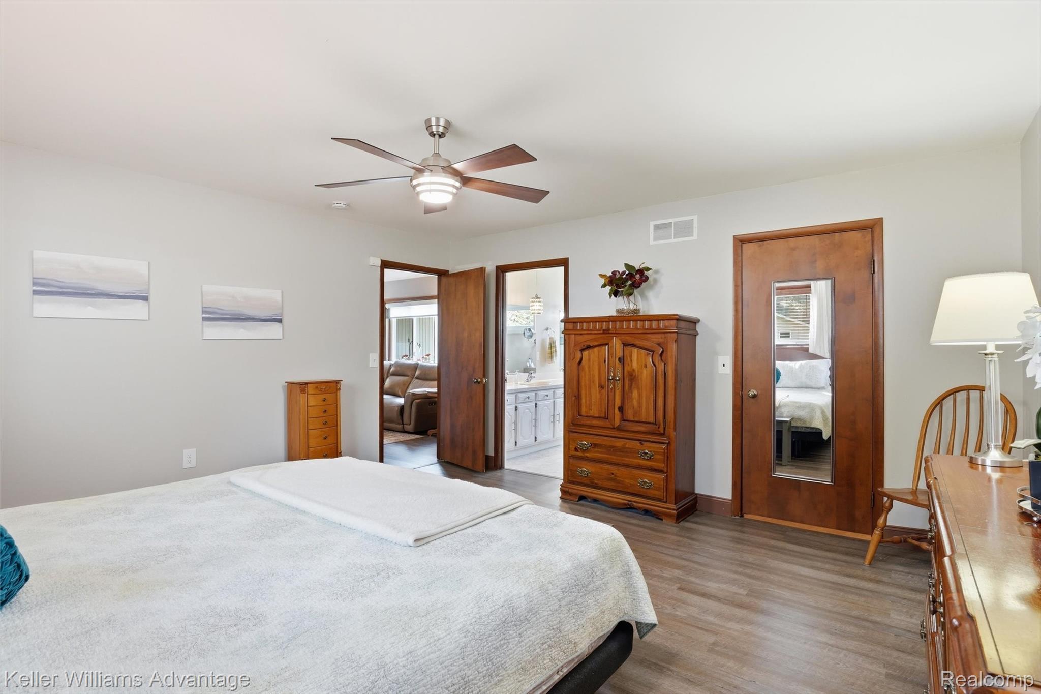 18701 Savage Road Property Photo 6