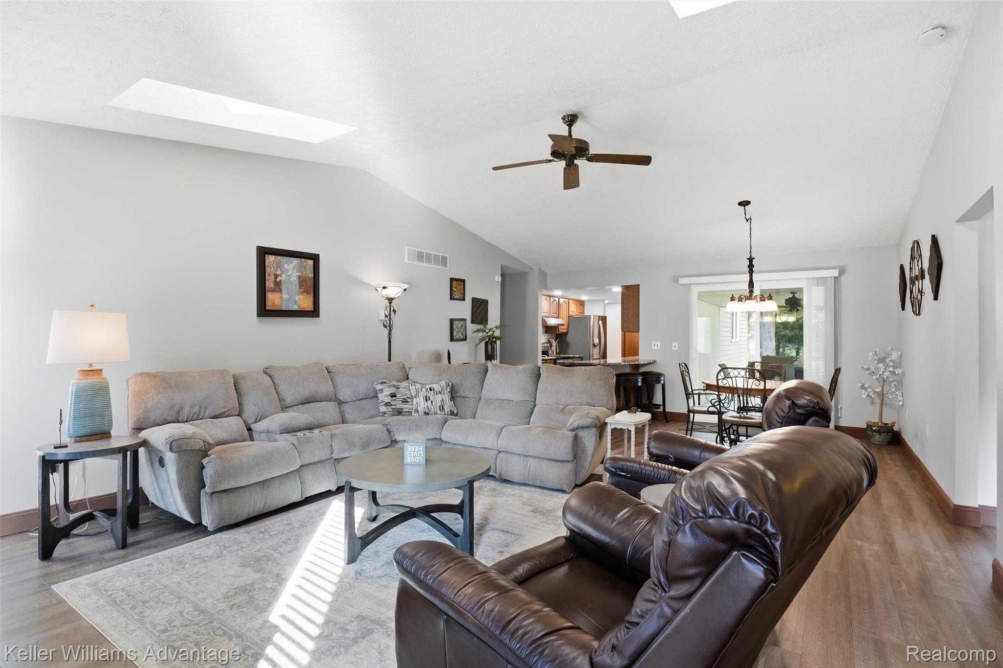 18701 Savage Road Property Photo 13