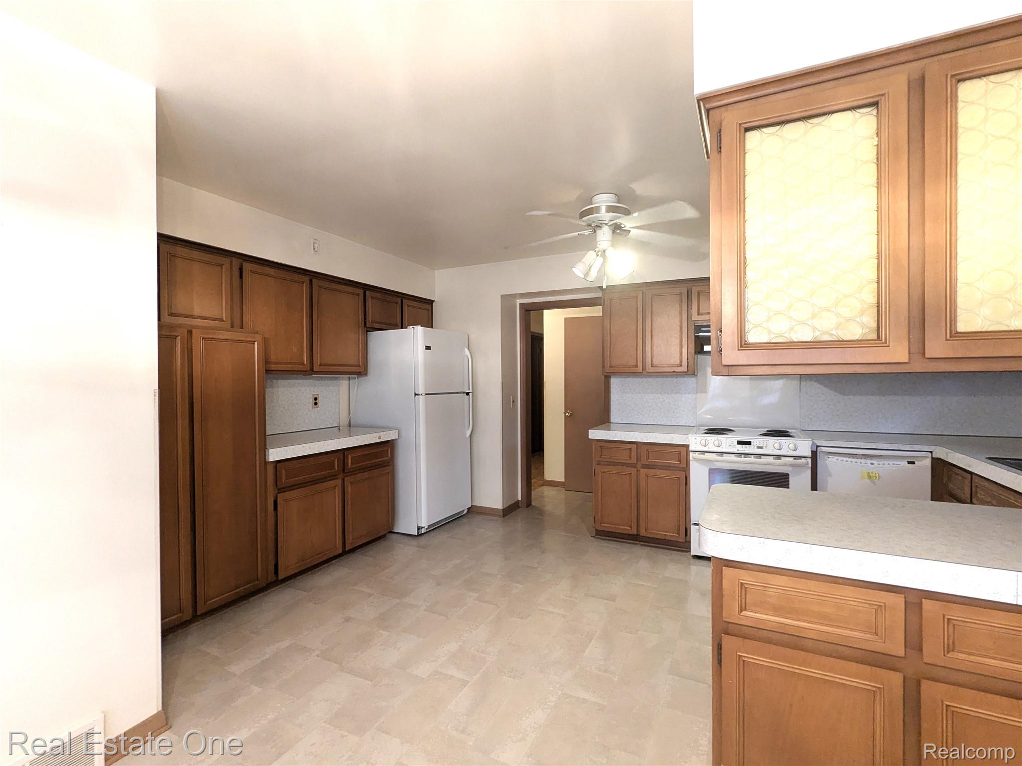 16034 Hauss Avenue Property Photo 7