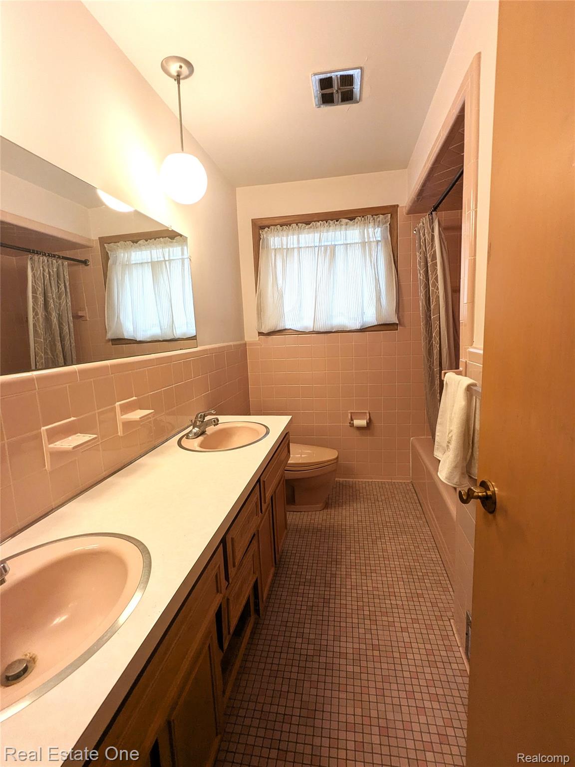 16034 Hauss Avenue Property Photo 11