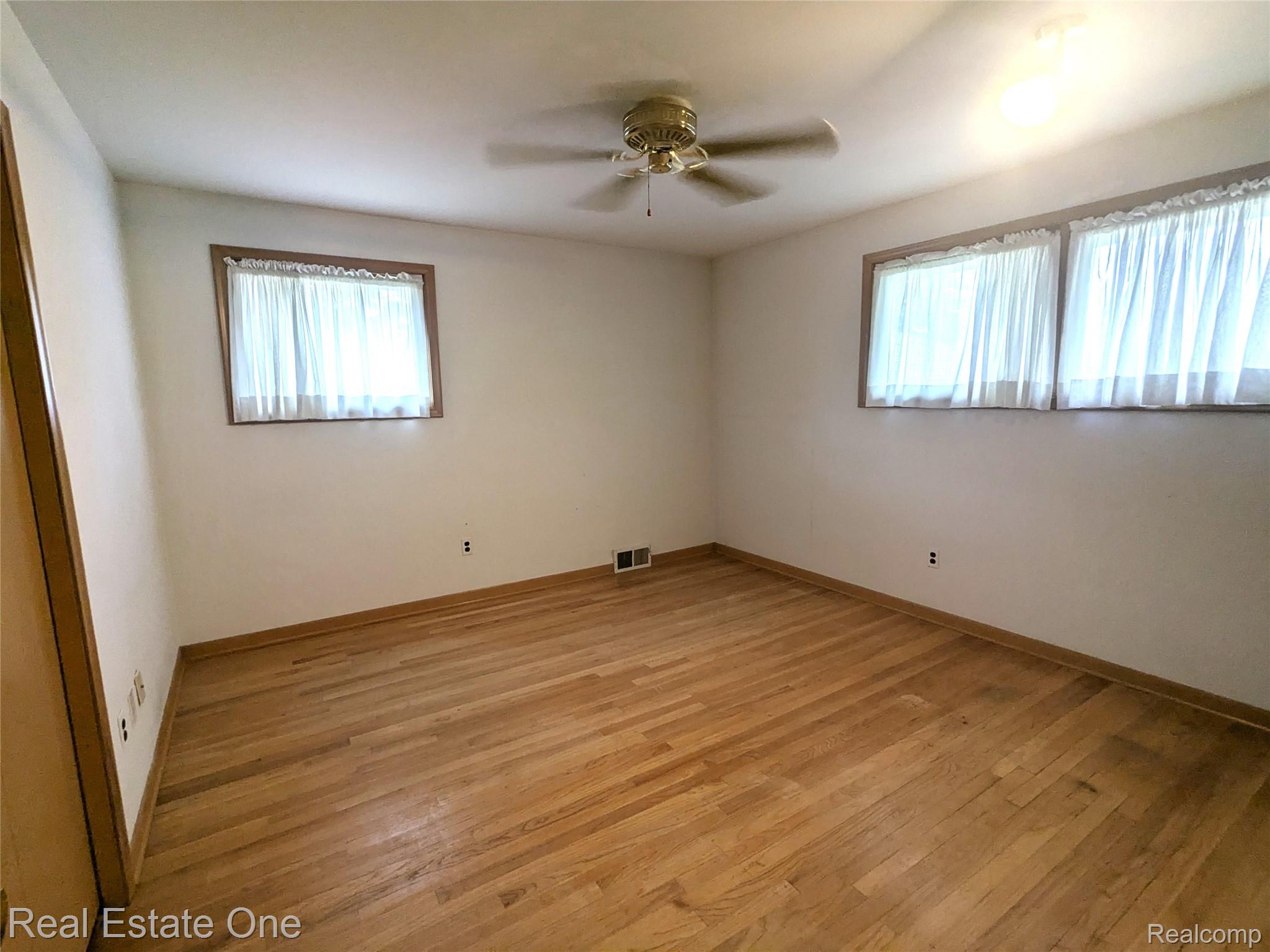 16034 Hauss Avenue Property Photo 13