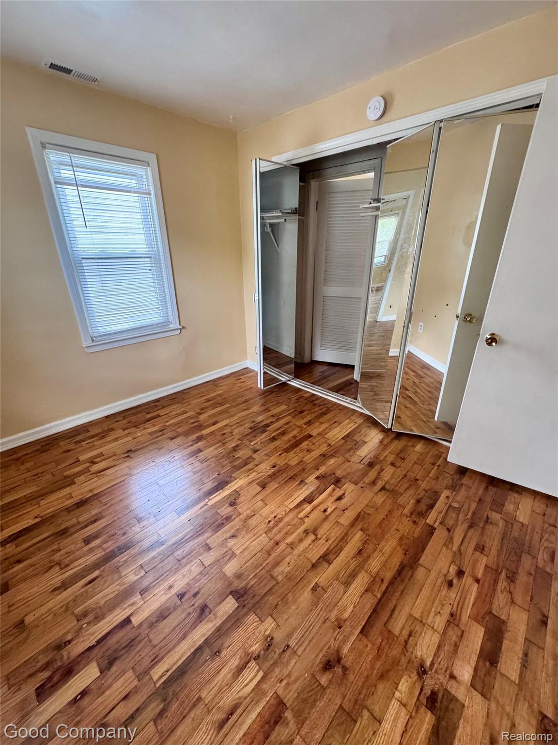 21541 Collingham Avenue Property Photo 6