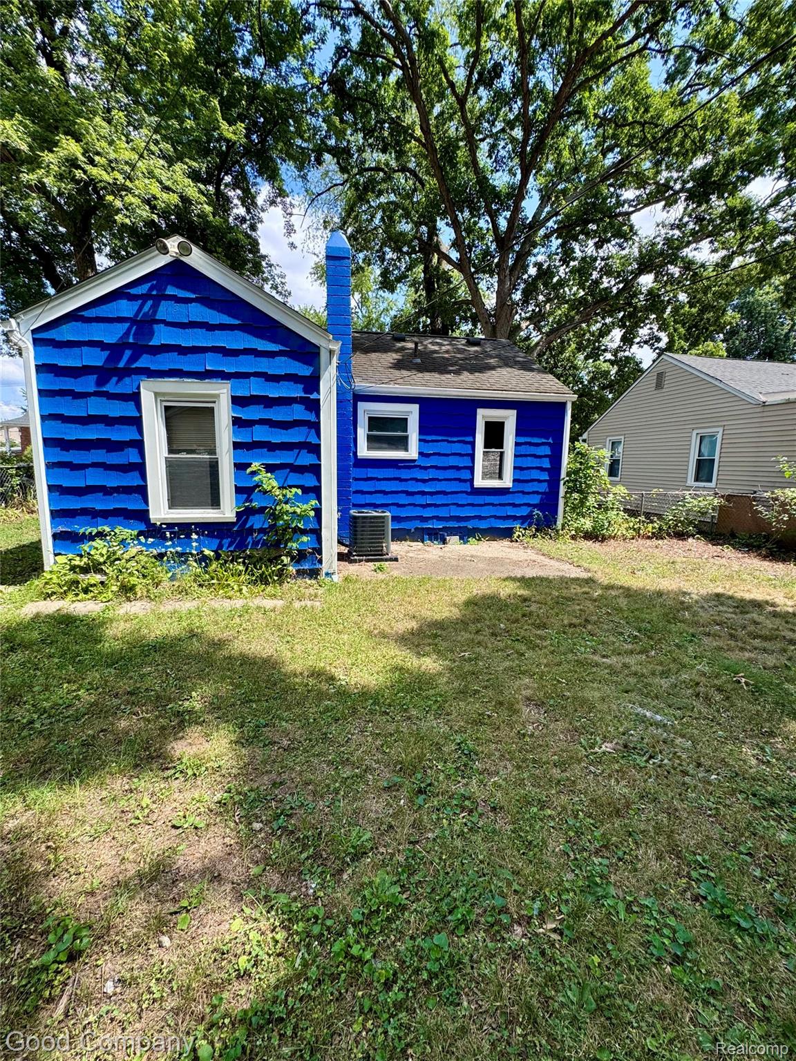 21541 Collingham Avenue Property Photo 10