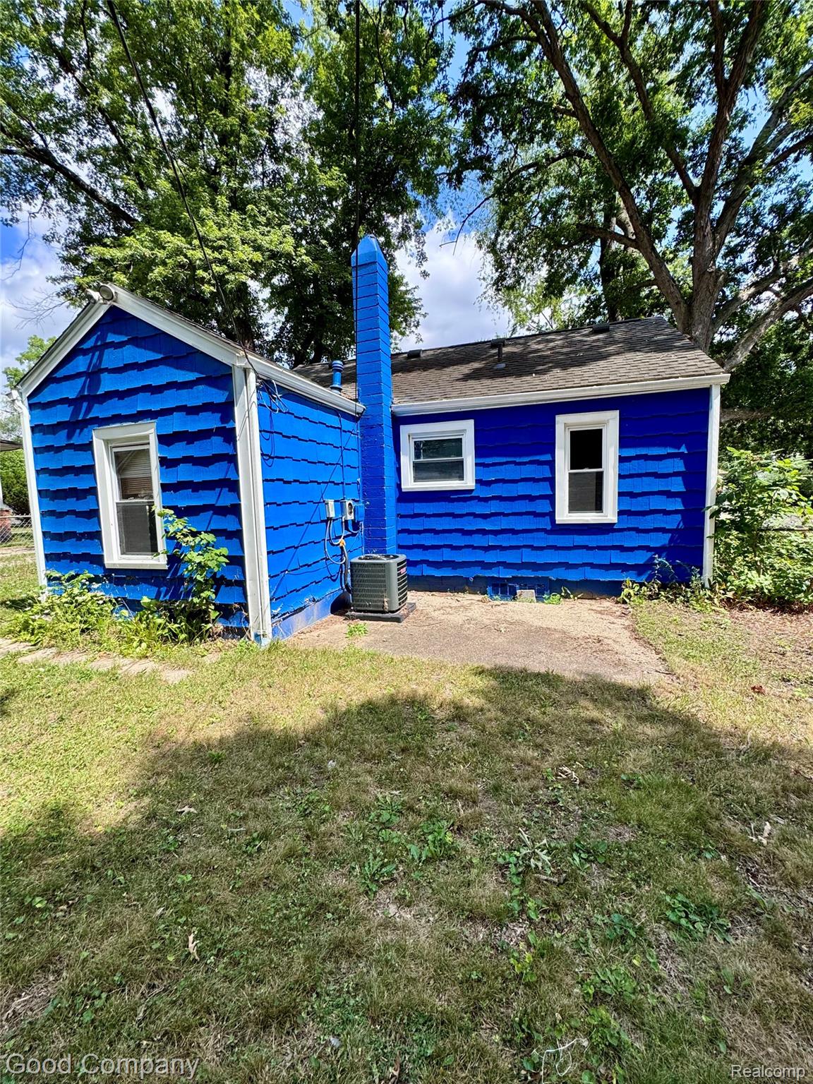 21541 Collingham Avenue Property Photo 11