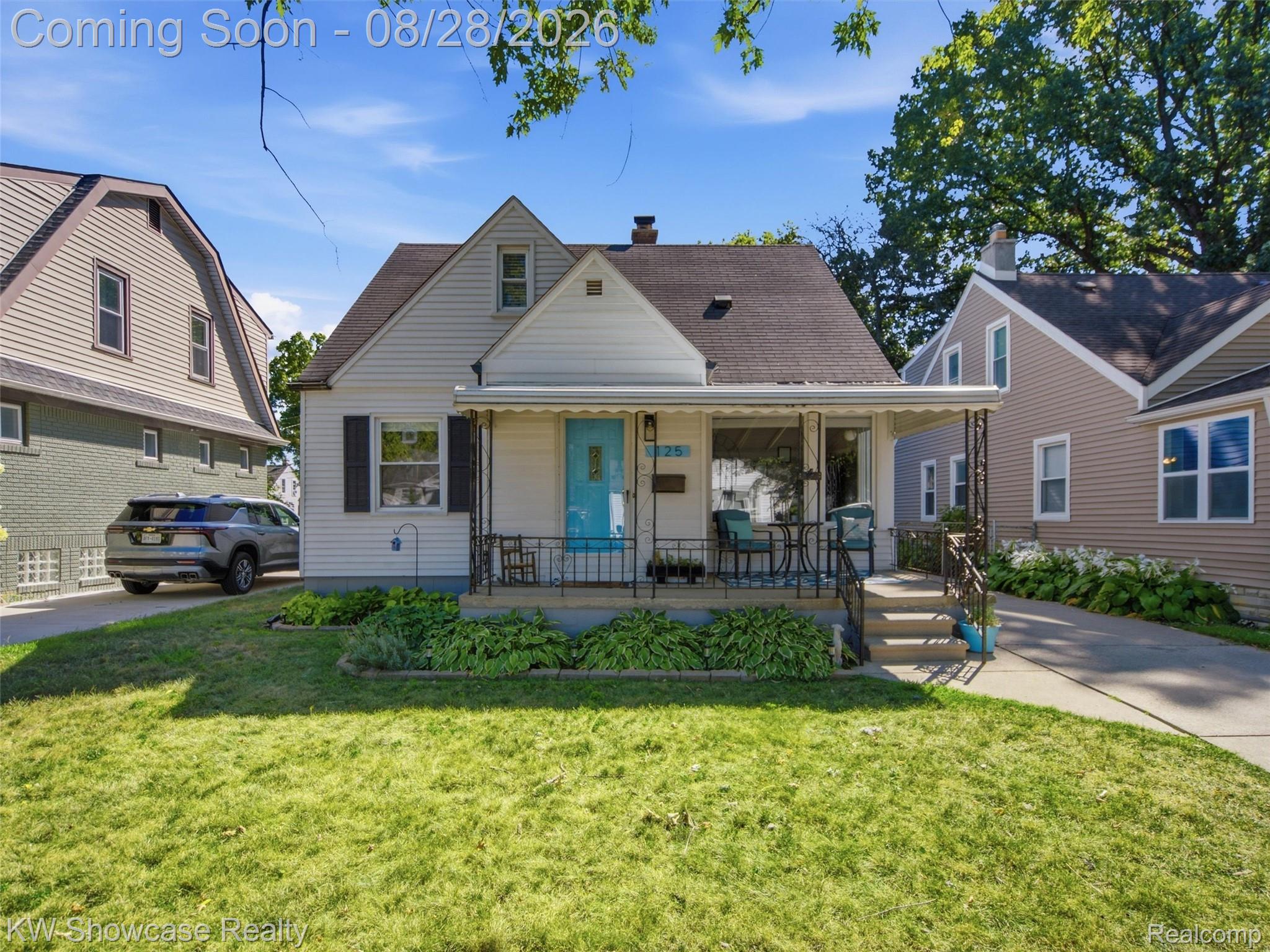 125 S Edgeworth Avenue Property Photo 1