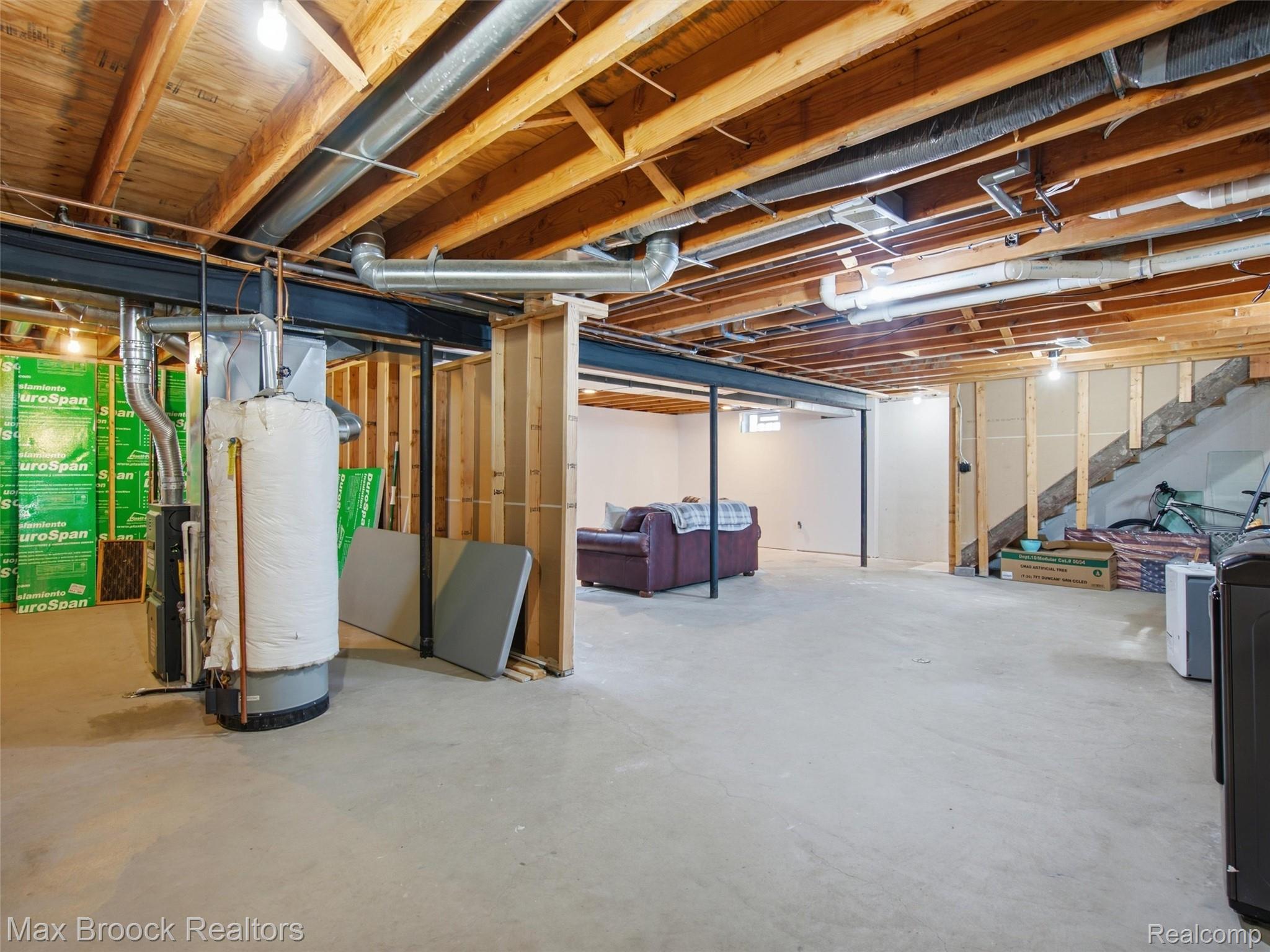 22134 Pleasant Street Property Photo 21