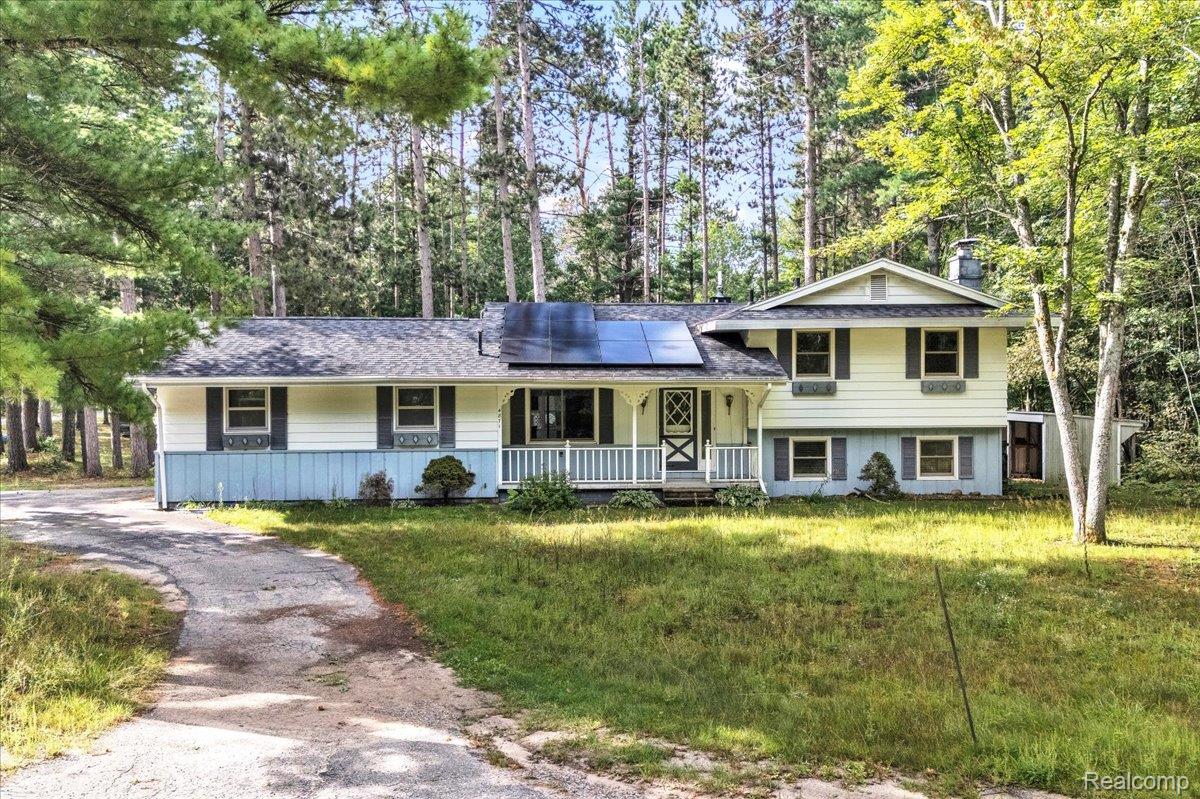4871 Helen Drive Property Photo 3