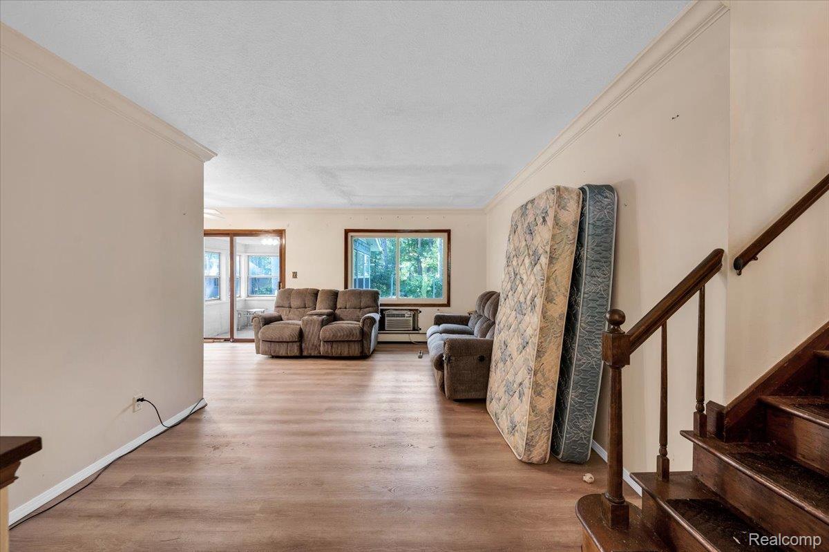 4871 Helen Drive Property Photo 15