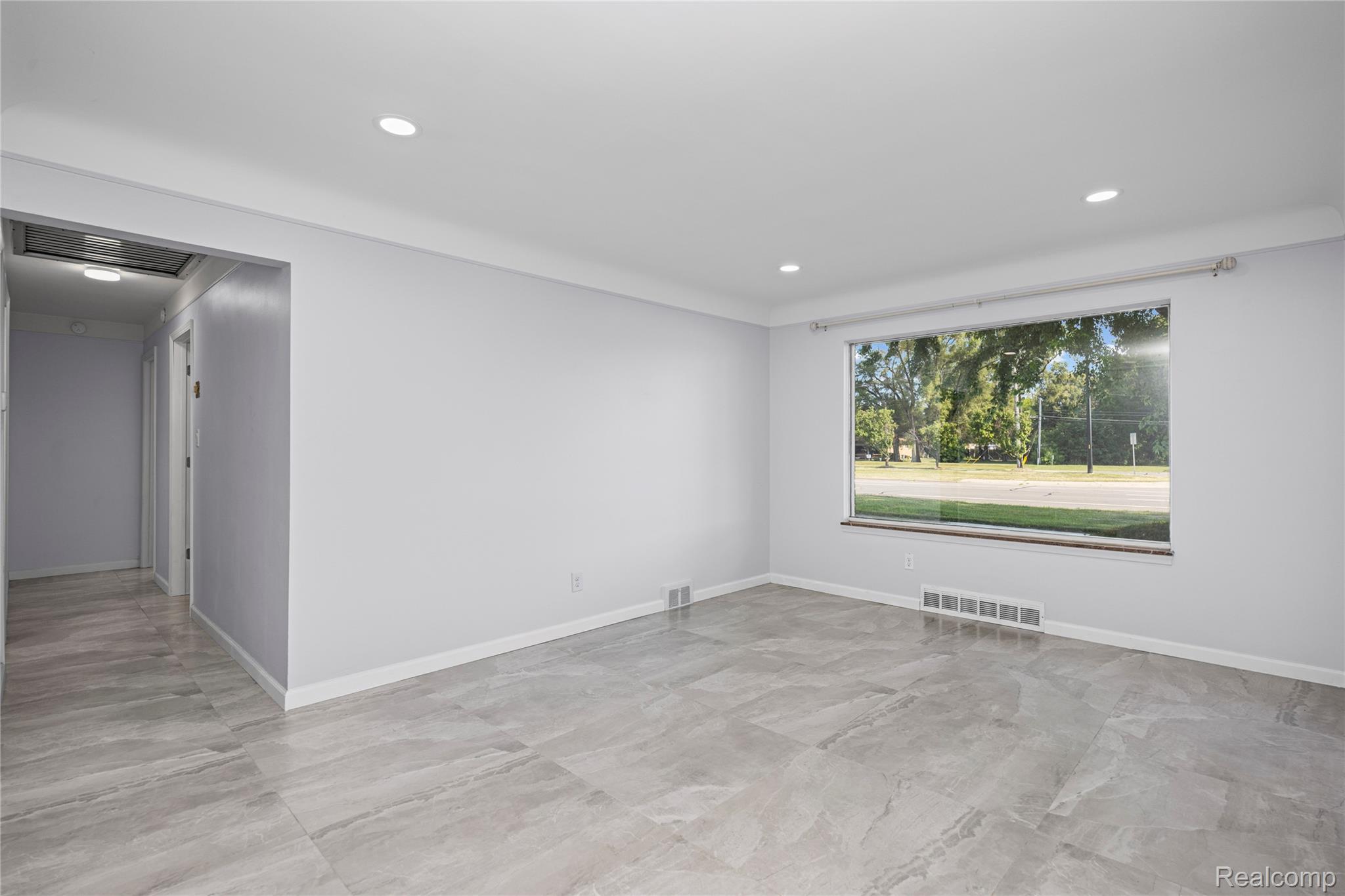 8527 Metropolitan Parkway Property Photo 10