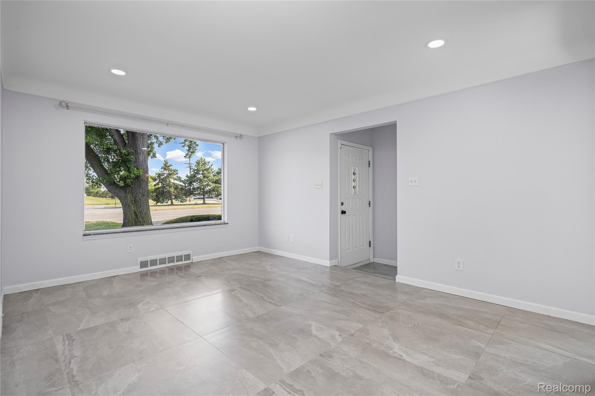 8527 Metropolitan Parkway Property Photo 12