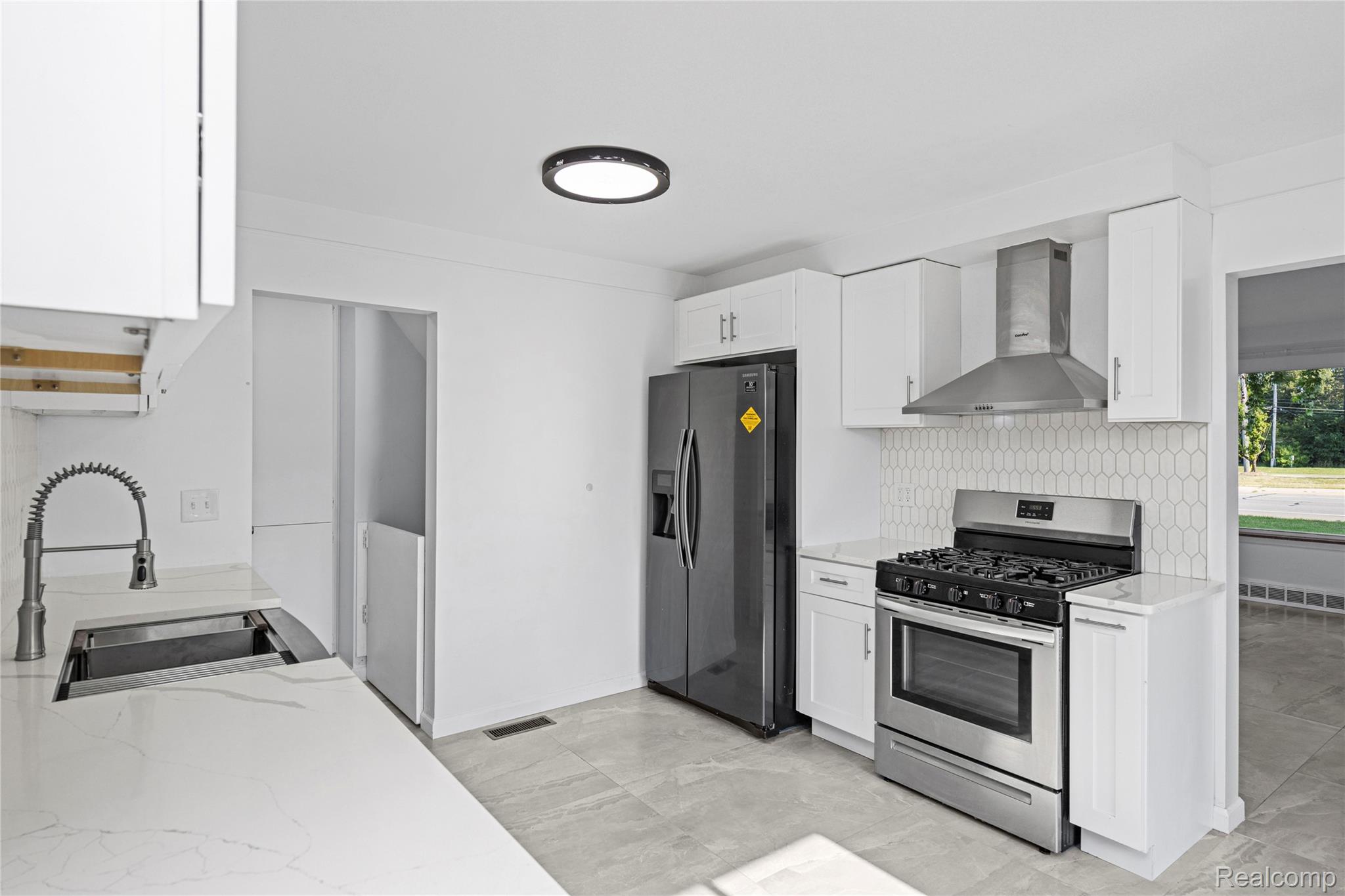 8527 Metropolitan Parkway Property Photo 18