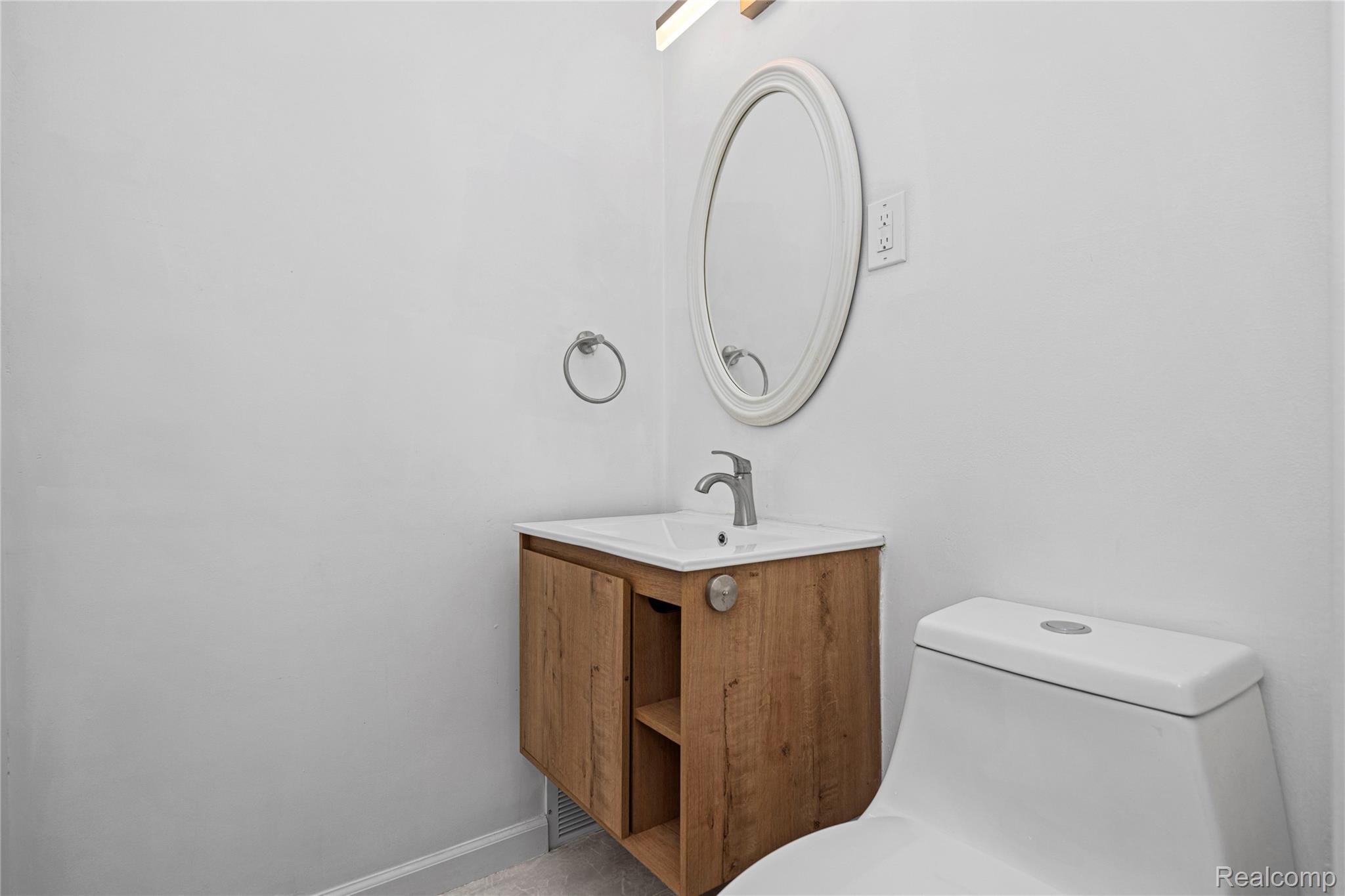 8527 Metropolitan Parkway Property Photo 28