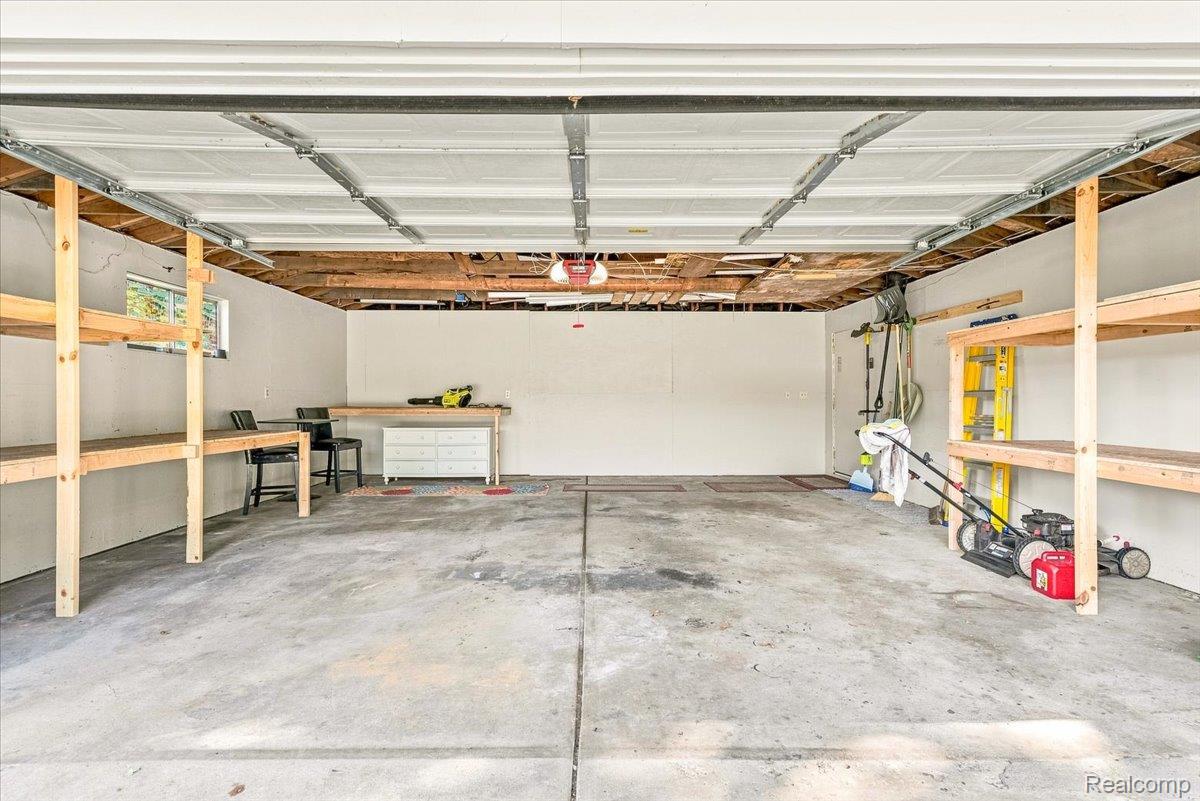 1482 Blossom Avenue Property Photo 6