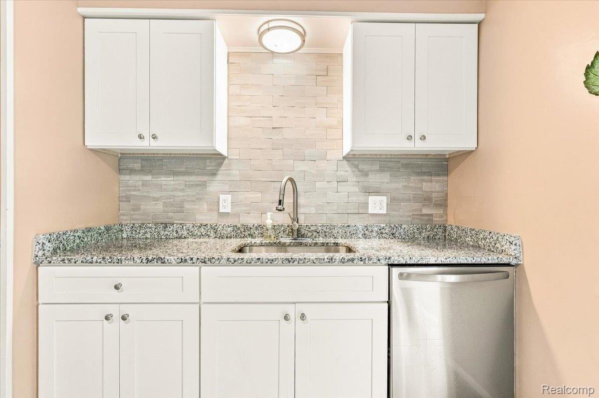 1482 Blossom Avenue Property Photo 12