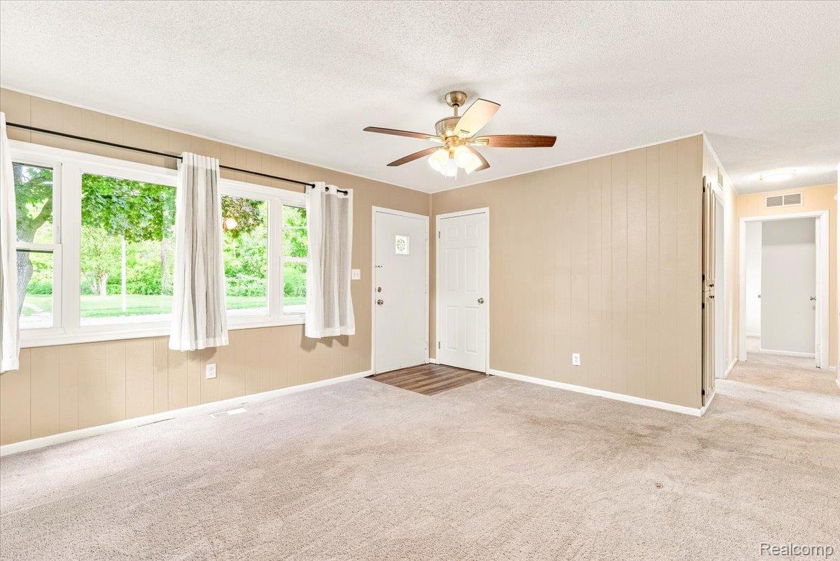 1482 Blossom Avenue Property Photo 18