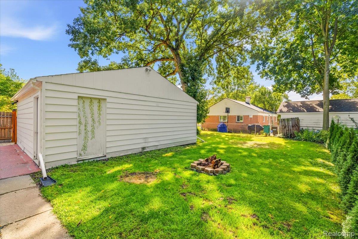 1482 Blossom Avenue Property Photo 36