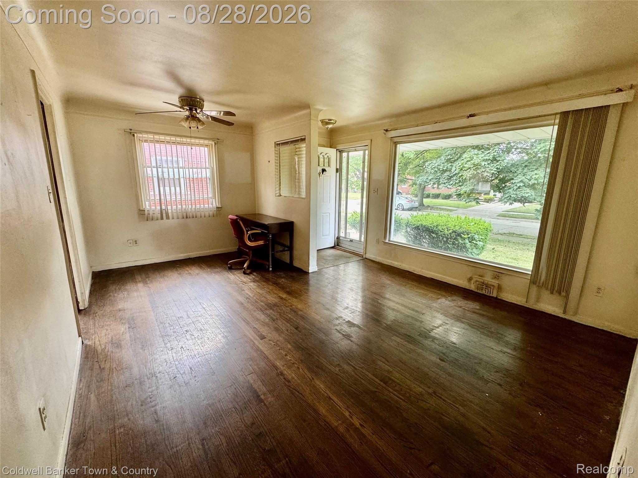 16080 Hanfor Avenue Property Photo 7