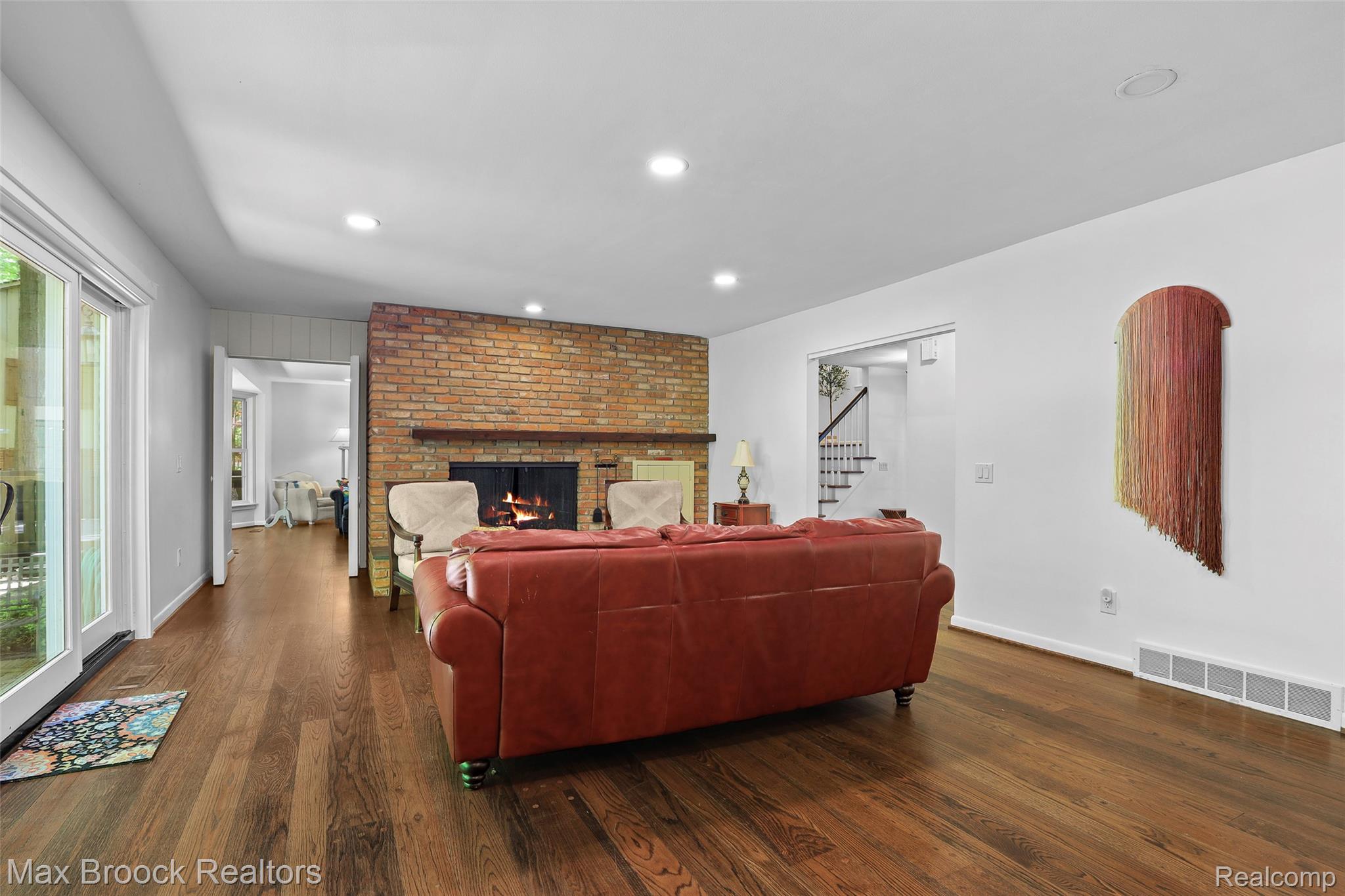 22636 King Richard Court Property Photo 8
