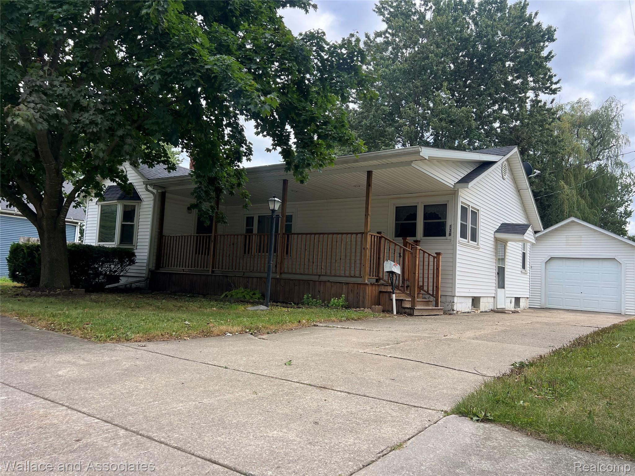 138 Truman Street Property Photo 1