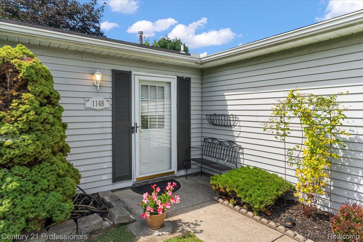 1148 Meadowlark Drive Property Photo 6