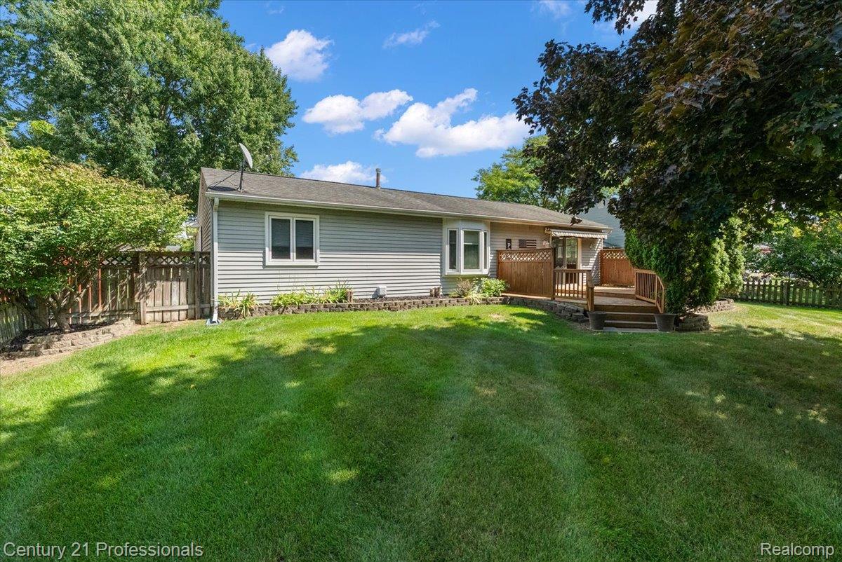 1148 Meadowlark Drive Property Photo 9