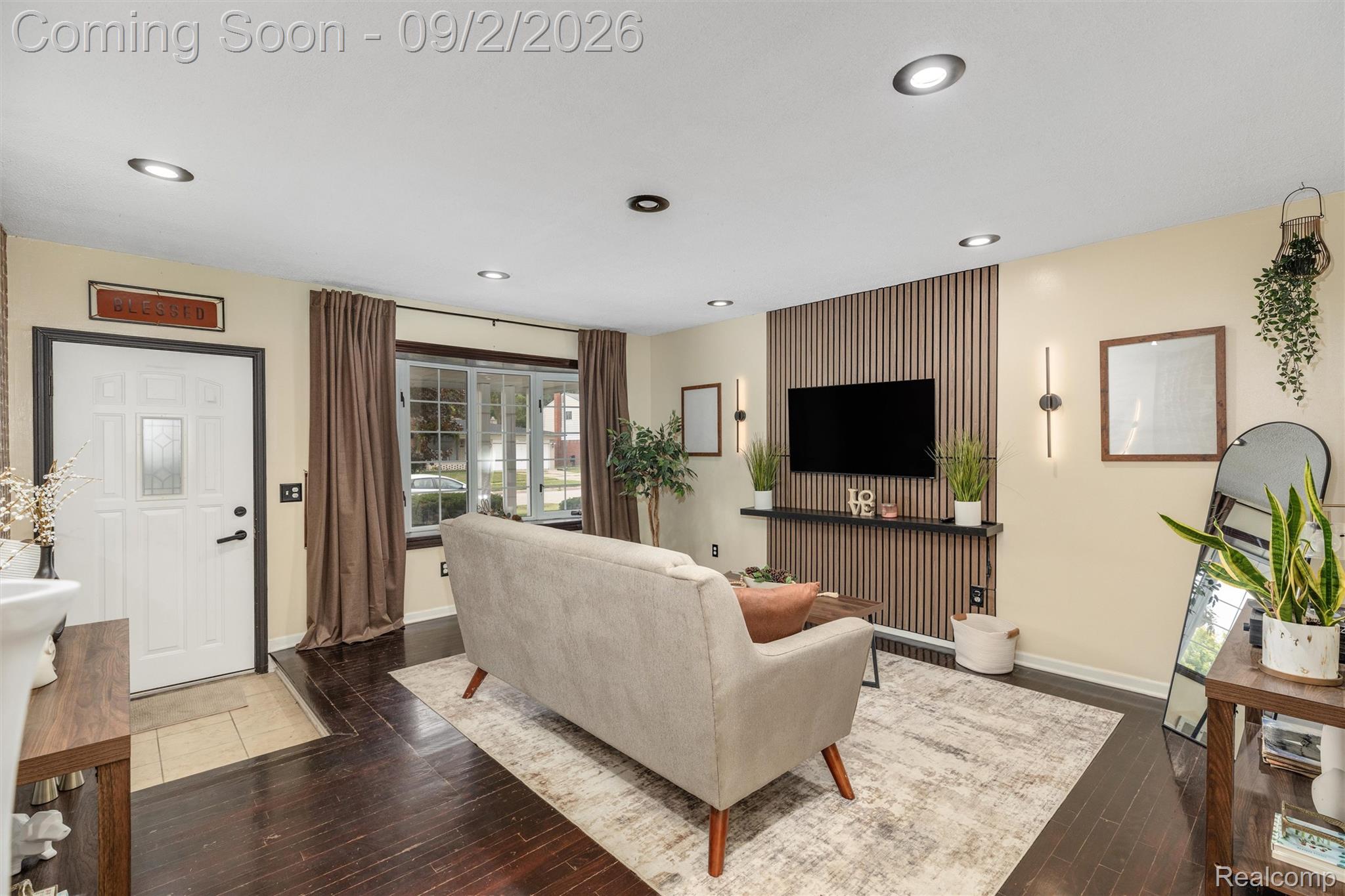 30219 Pembroke Drive Property Photo 3