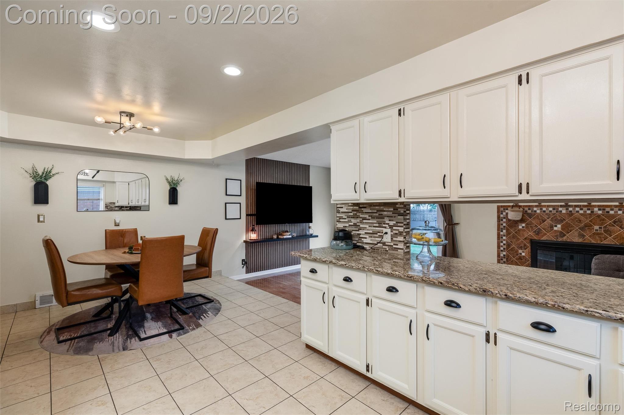 30219 Pembroke Drive Property Photo 14