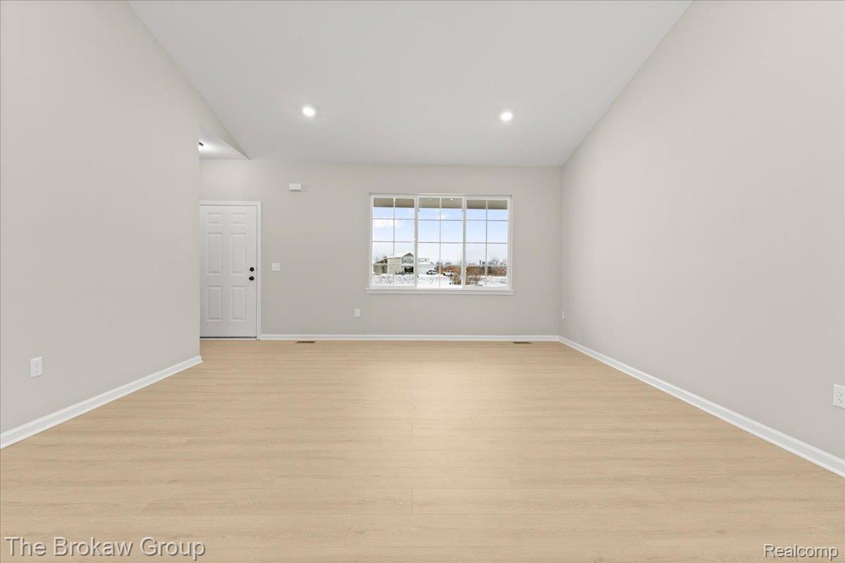 1435 Lincoln Street Property Photo 9