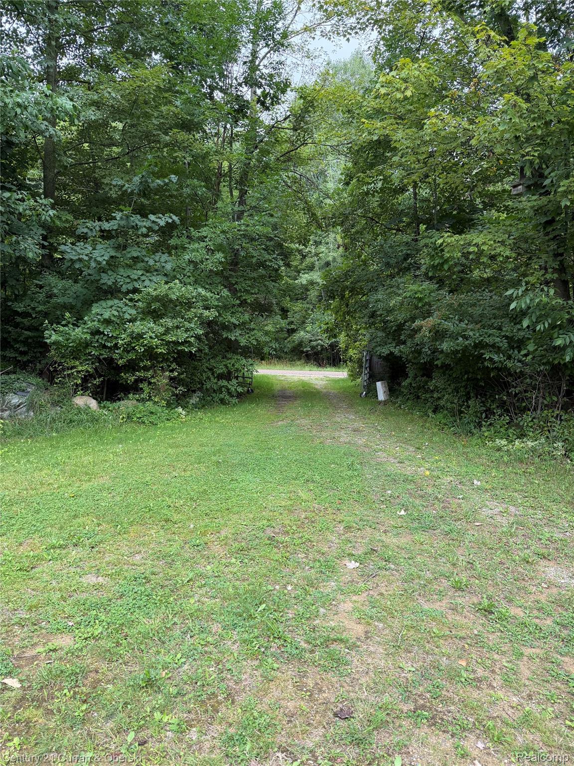 1873 Pierce Road Property Photo 4
