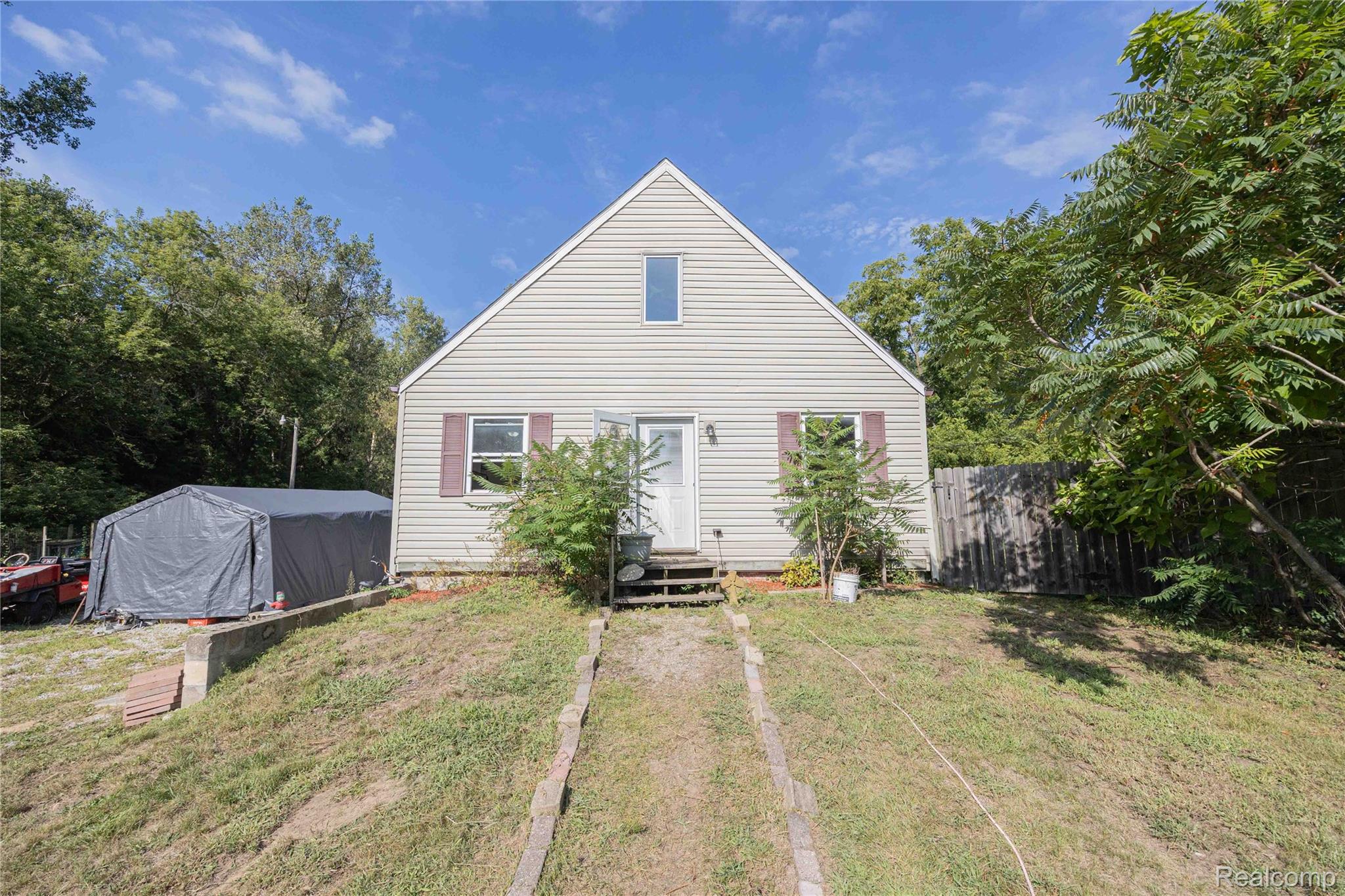 24224 Sumpter Road Property Photo 1