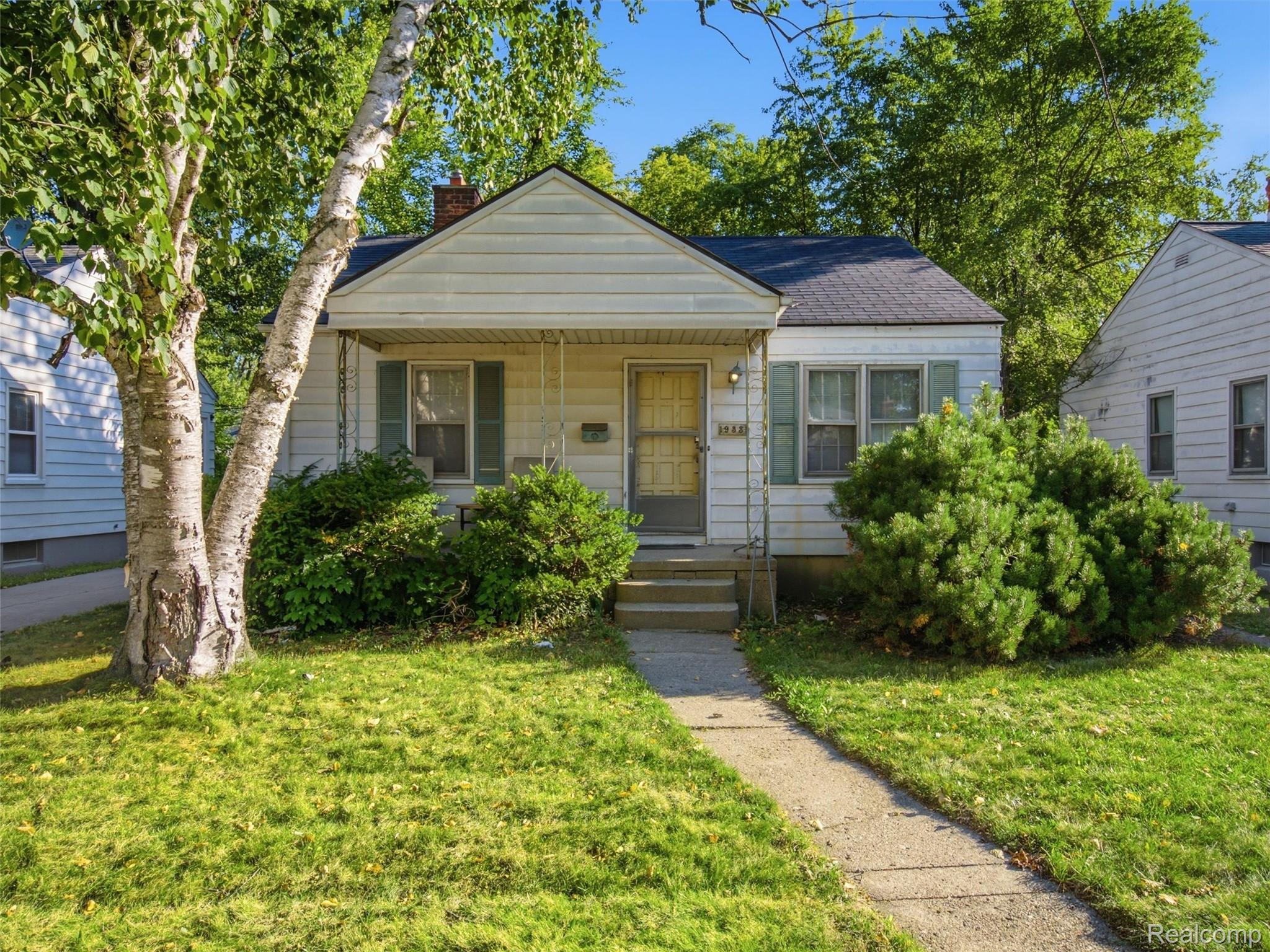 19331 Mccormick Street Property Photo 1