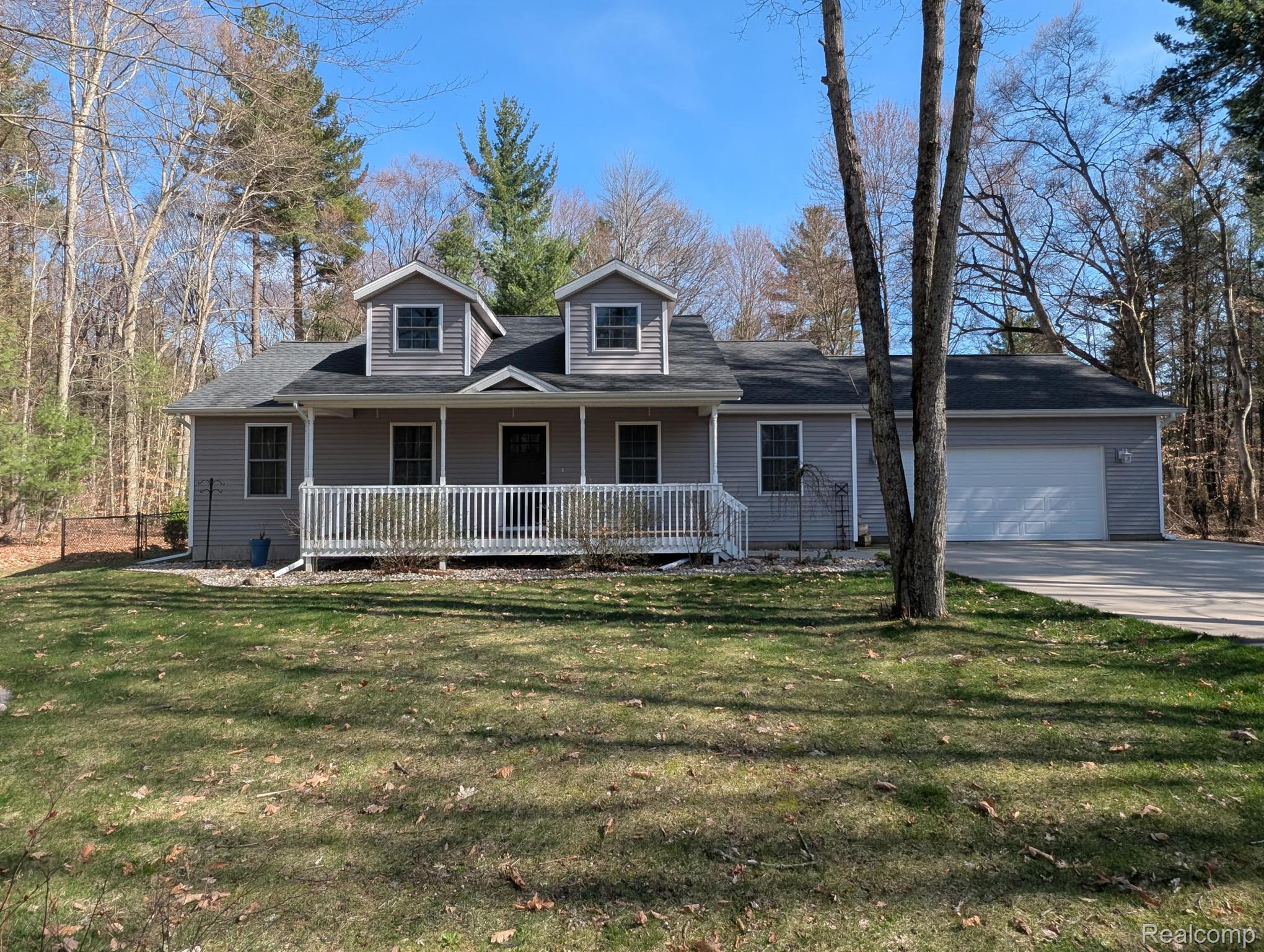 9642 Hummingbird Court Property Photo 1